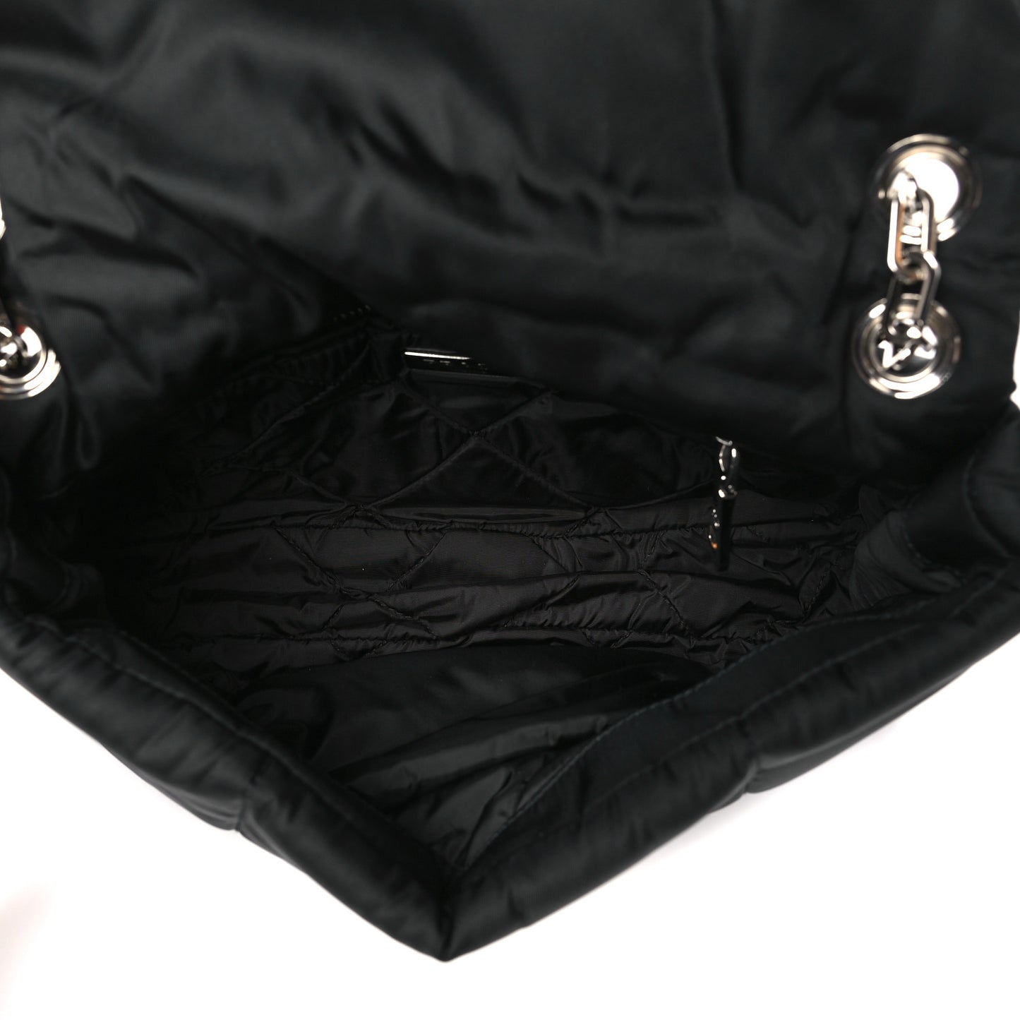 Tessuto Nylon Bomber Sound Chain Flap Shoulder Bag Black