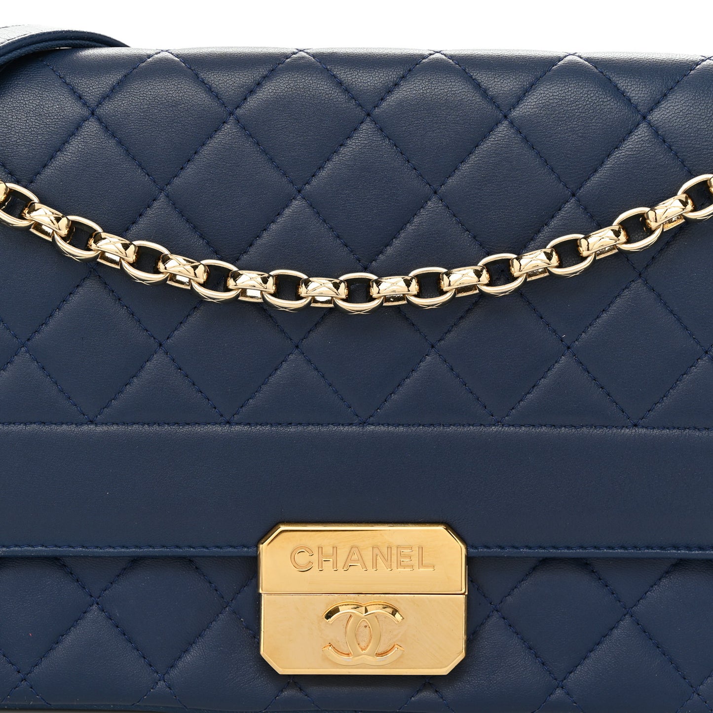 Lambskin Quilted Large Chic With Me Flap Navy