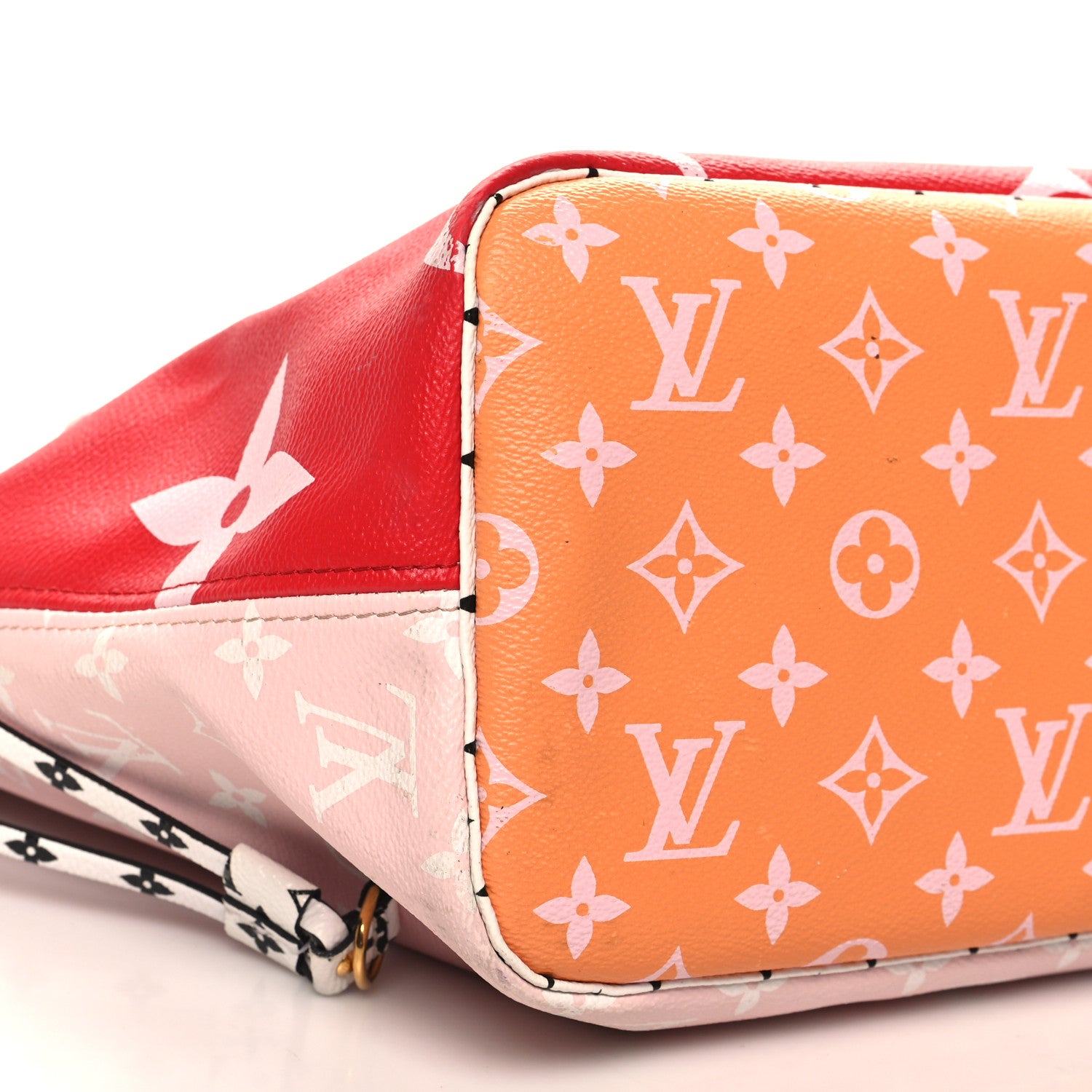 Louis Vuitton Monogram Giant Neverfull MM Rouge 8 of 10