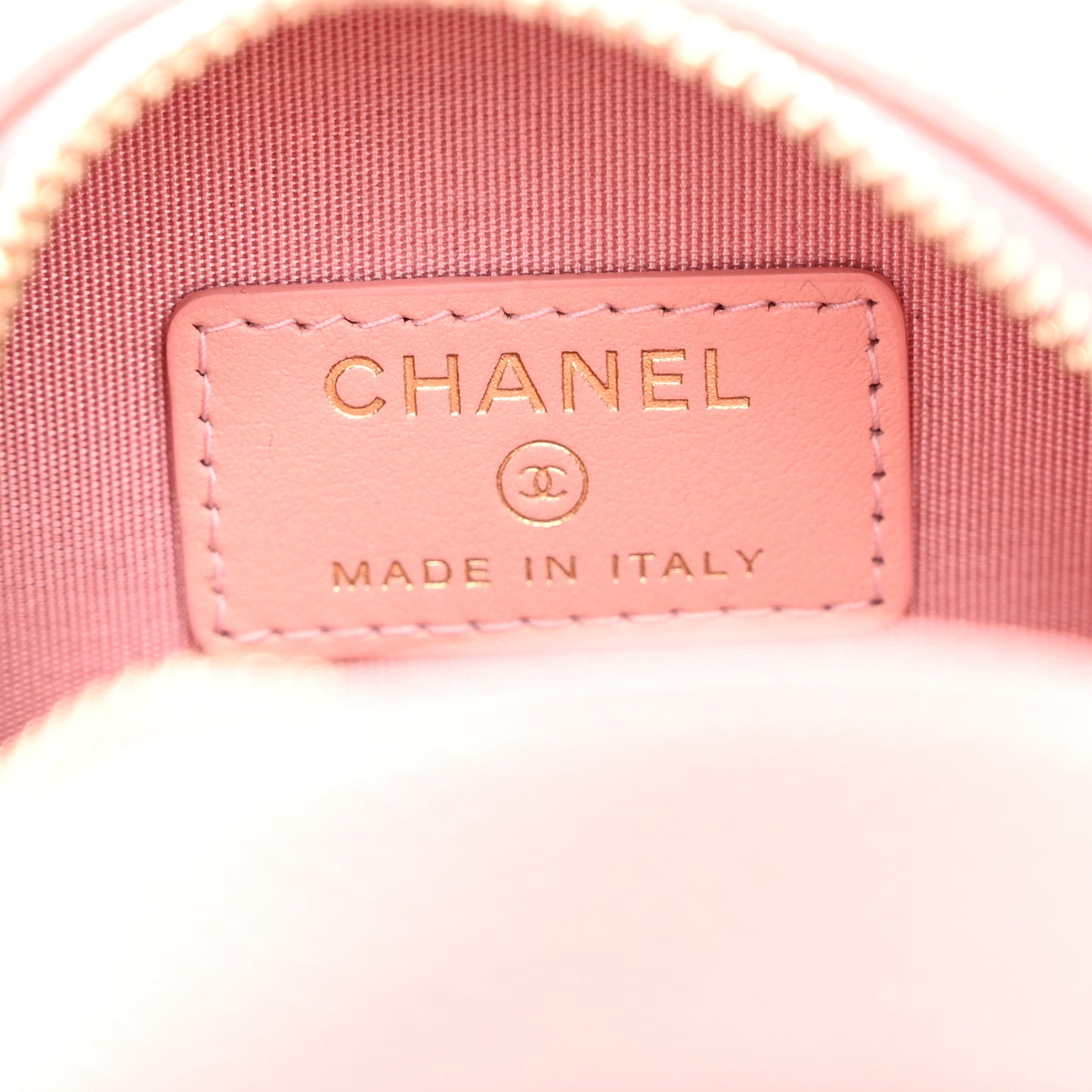 Caviar Quilted Round Filigree Crossbody Pink
