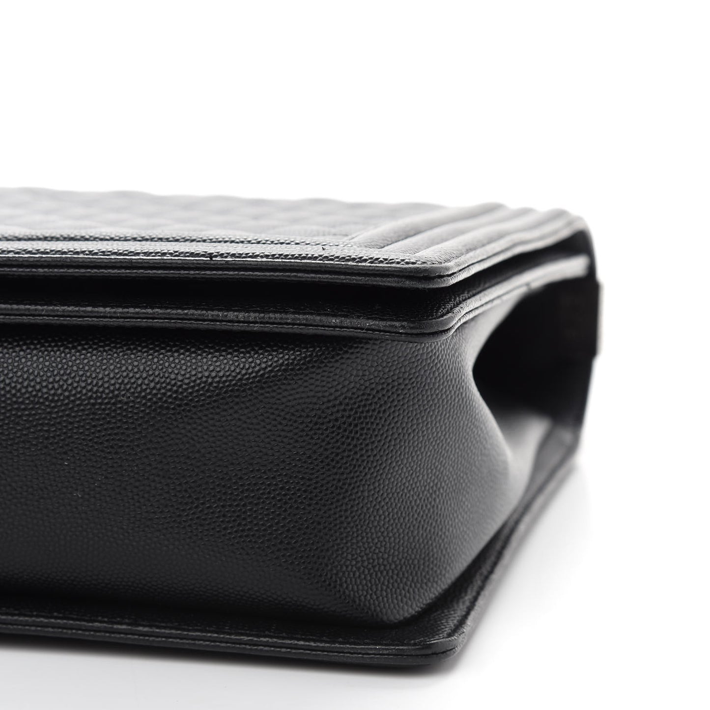 Caviar Quilted Large Boy Flap Black