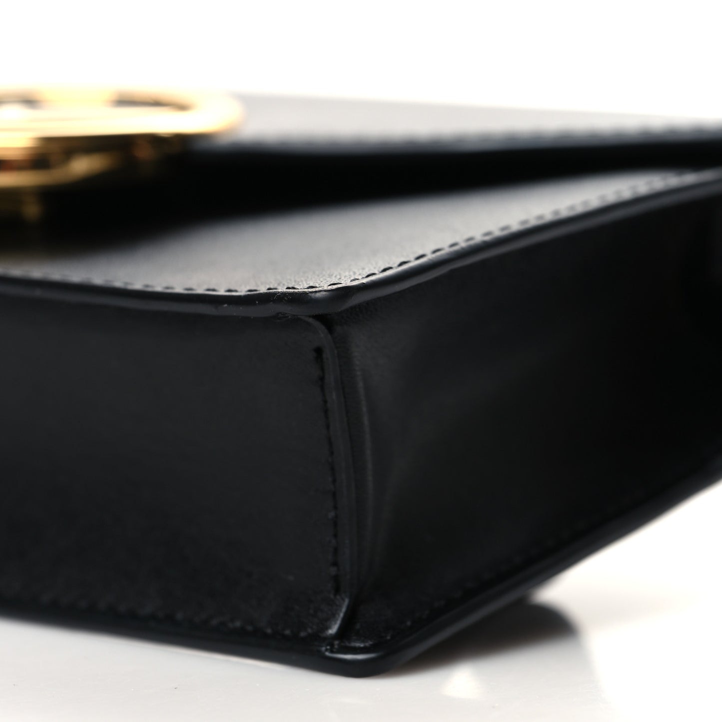 Vitello Liberty Lucido F is Fendi Envelope Belt Bag Black