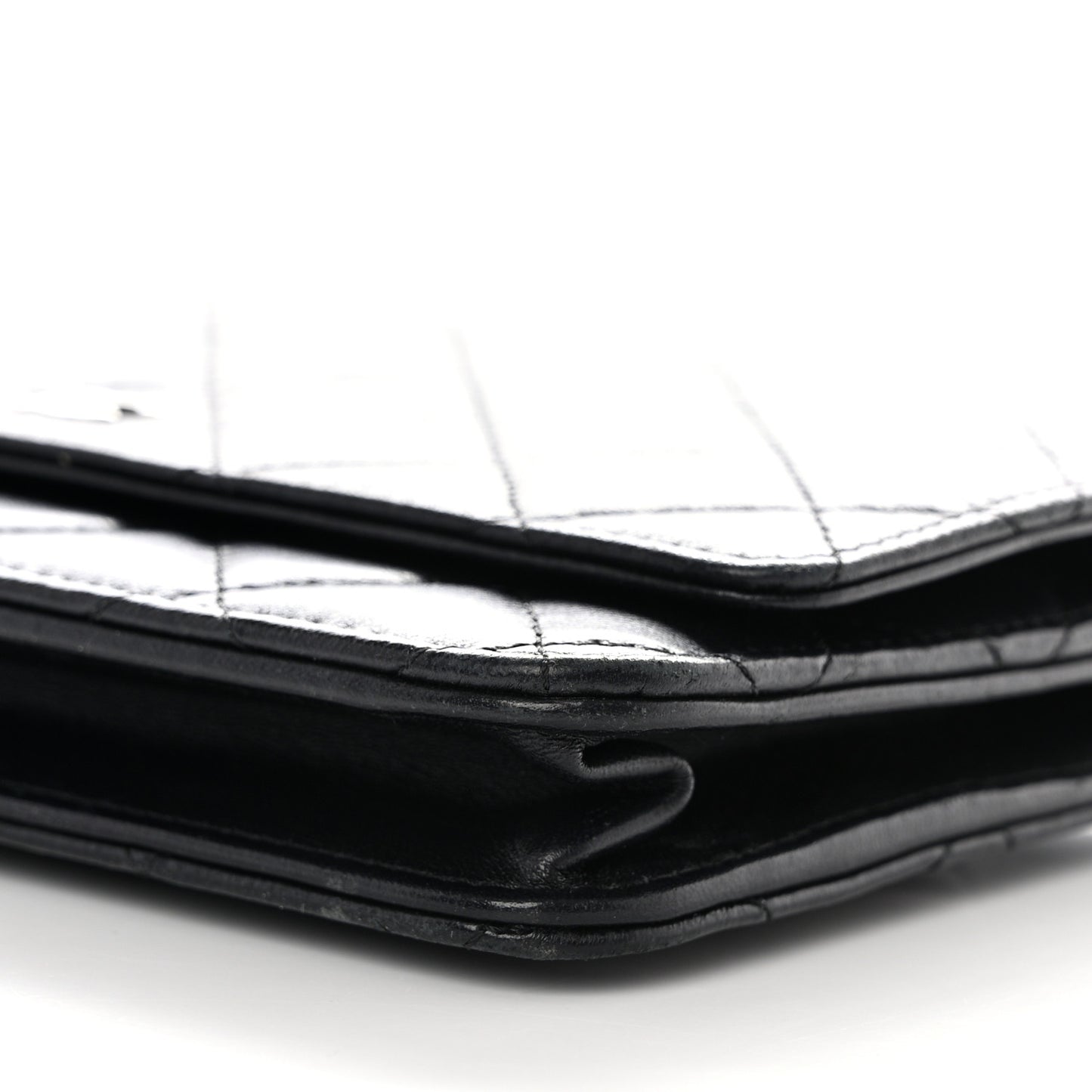 Lambskin Quilted Wallet On Chain WOC Black