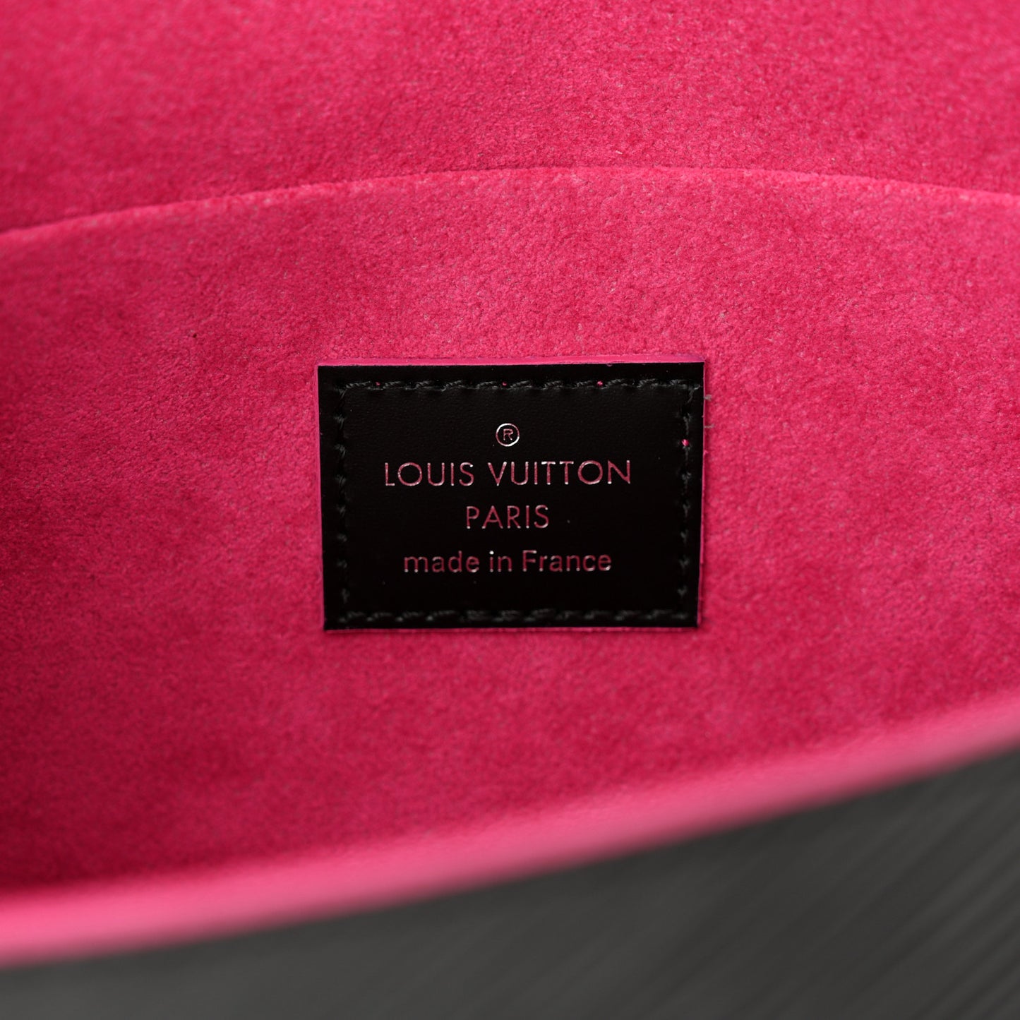 Epi Pochette Felicie Black Hot Pink
