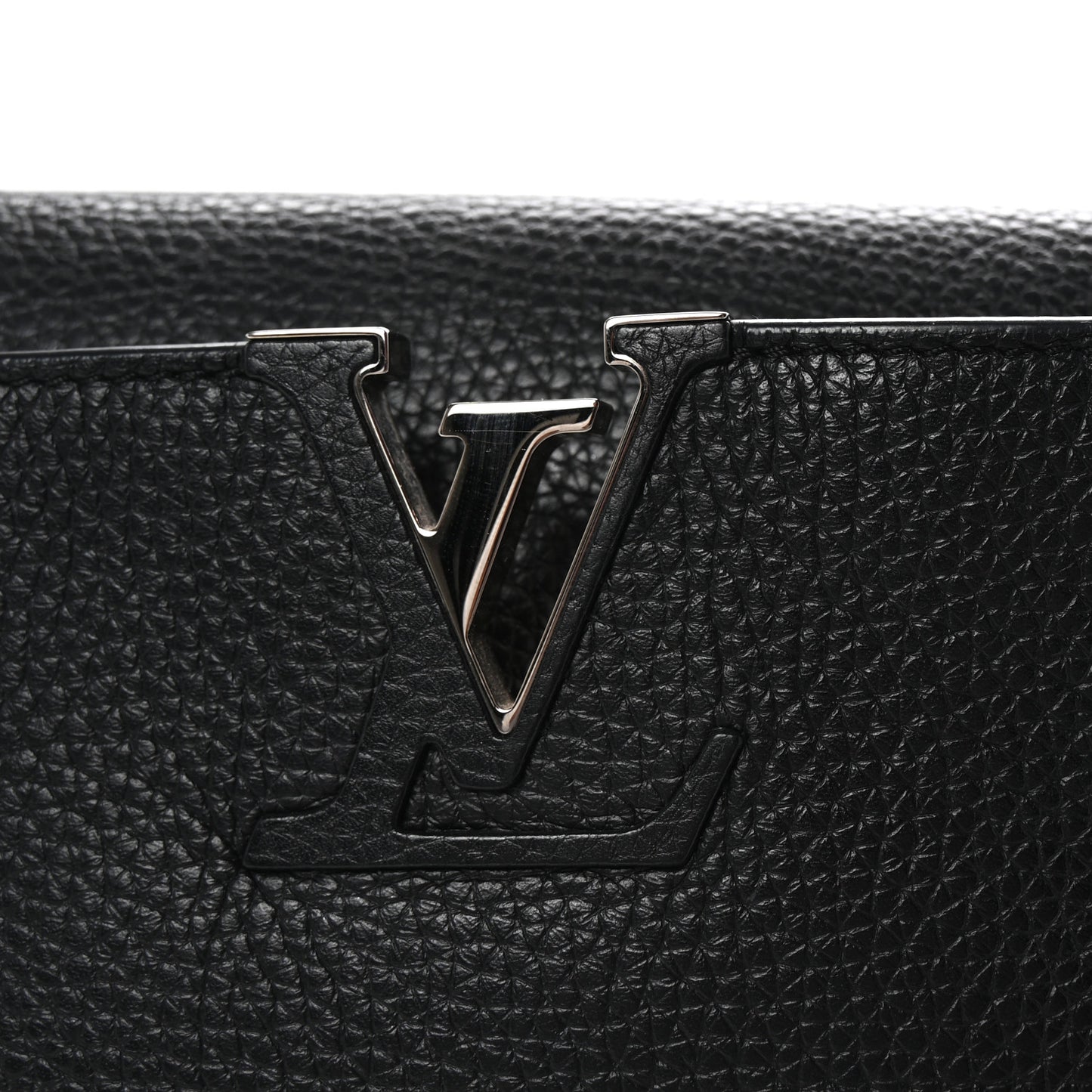 Taurillon Snakeskin Capucines MM Black