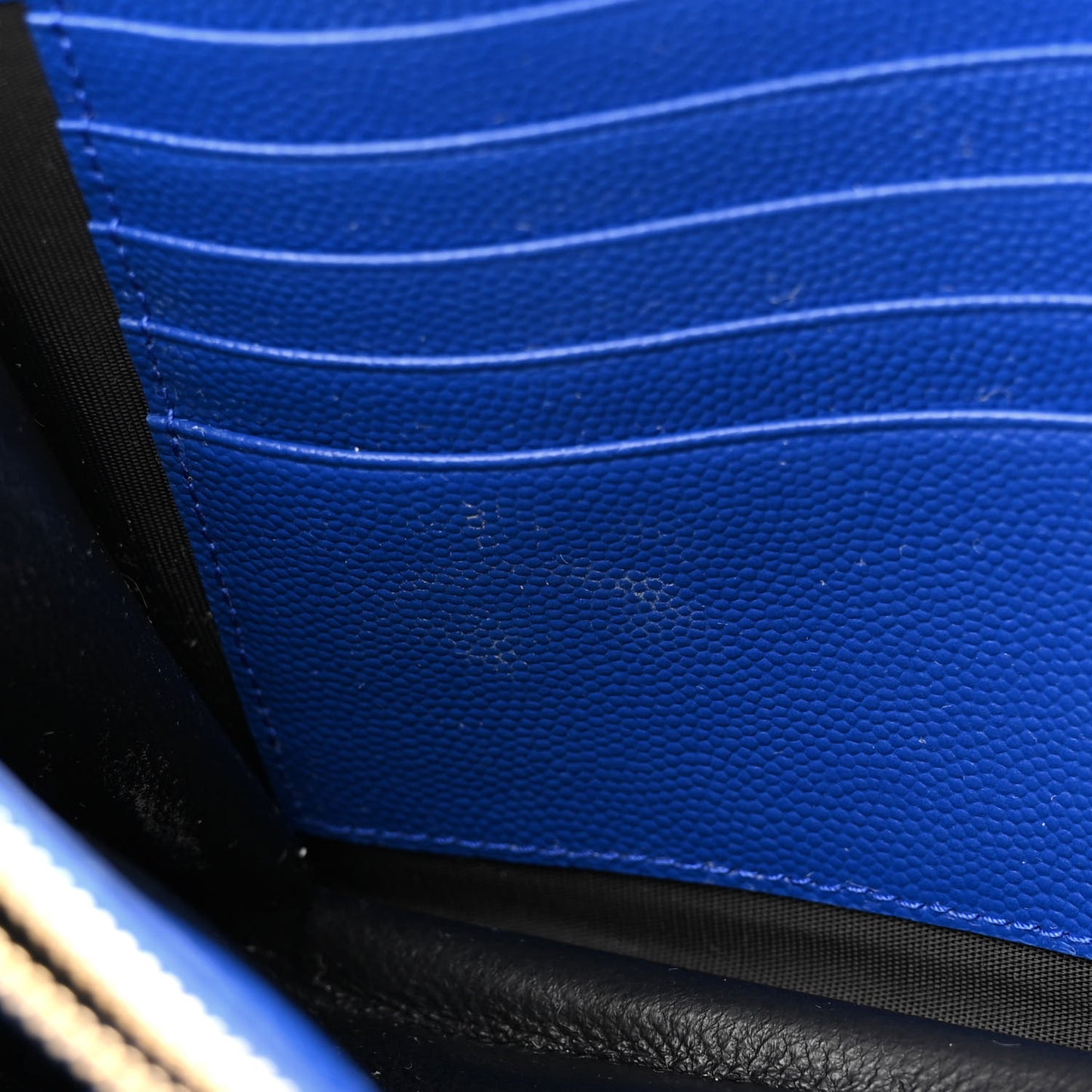 Grain De Poudre Matelasse Chevron Monogram Chain Wallet Blue Majorelle