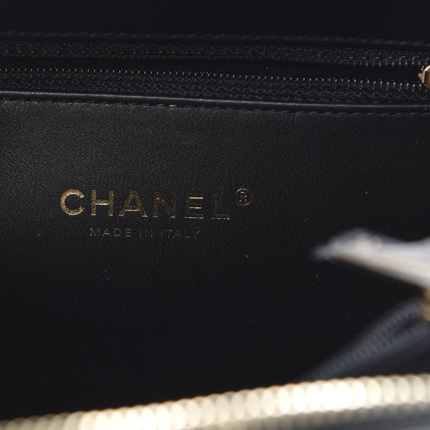 Chanel Caviar Quilted Medium CC Filigree Vanity Case Black 6 of 11