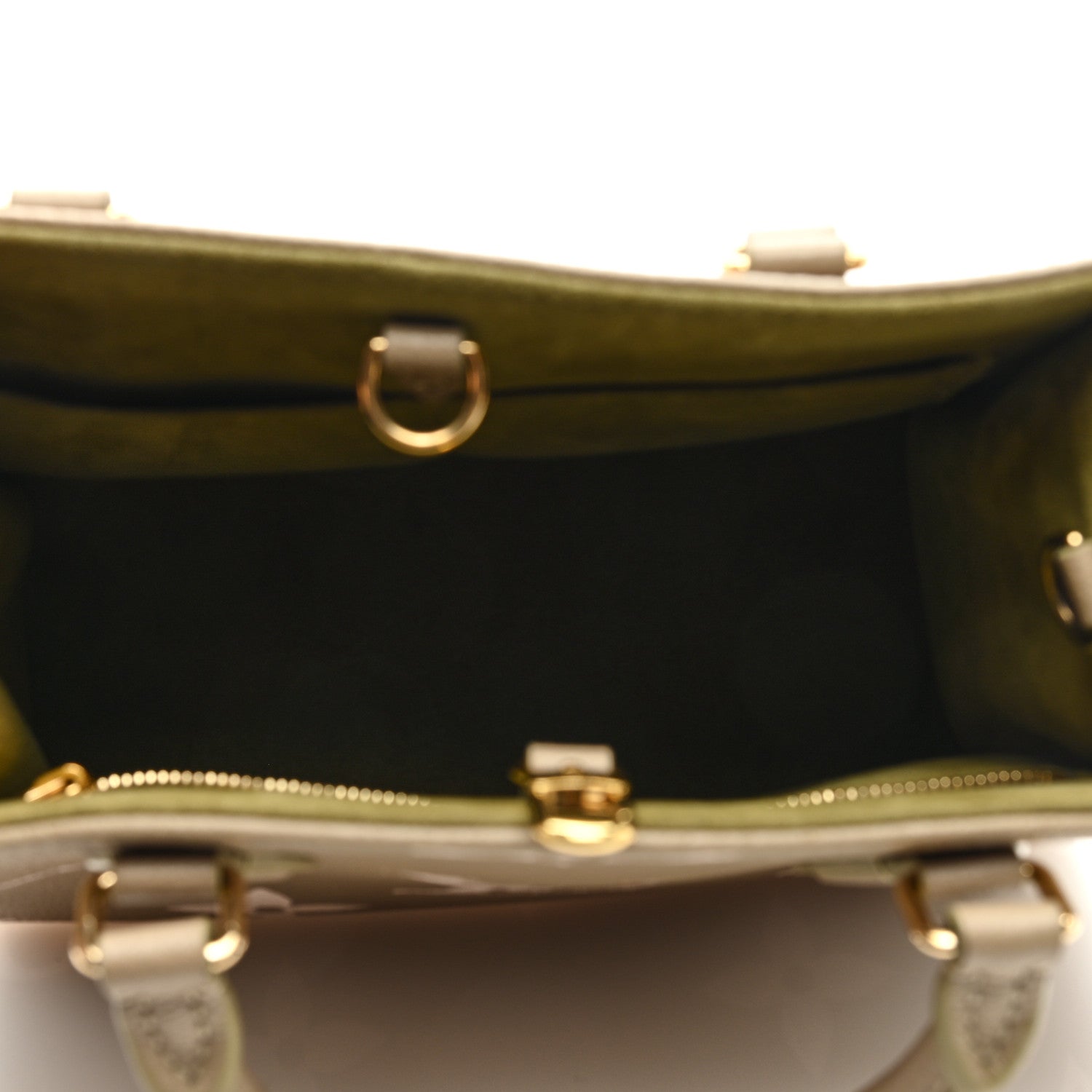 Louis Vuitton Empreinte Monogram Giant Onthego PM Khaki Cream 5 of 8