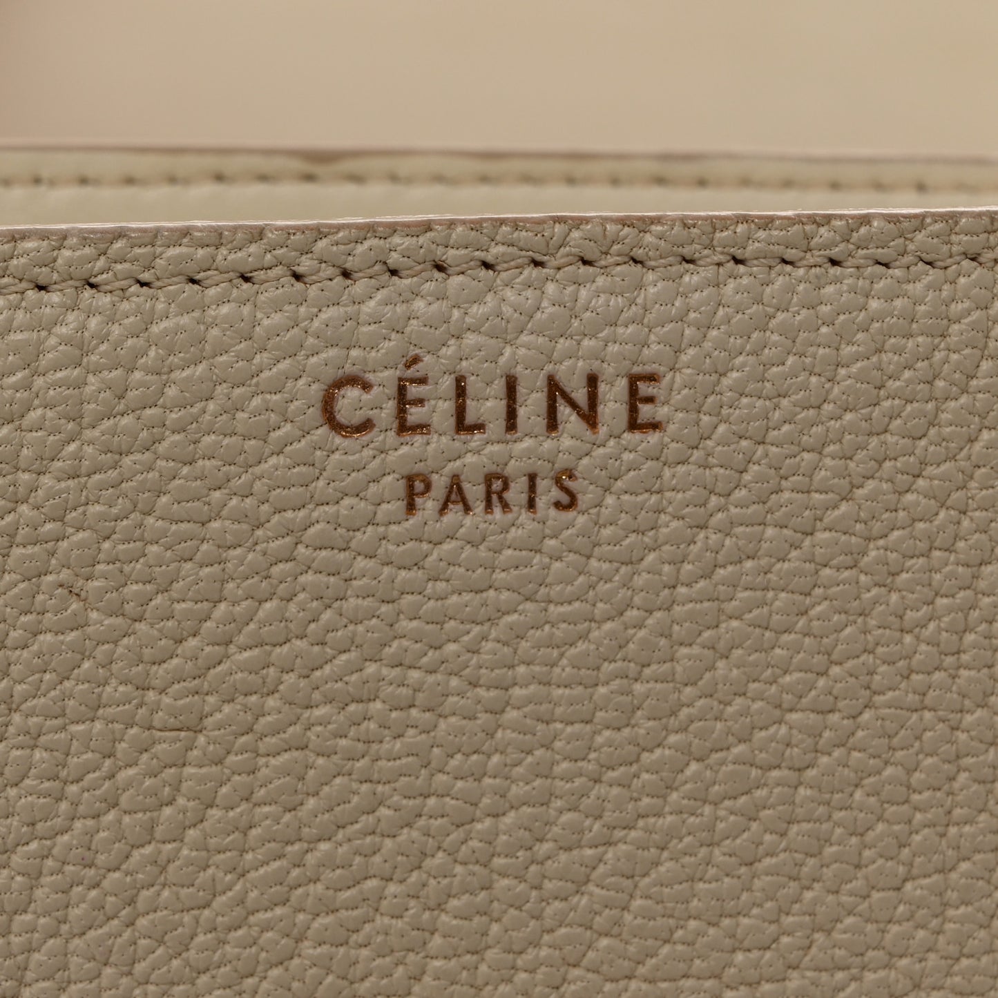 Liege Calfskin Medium Classic Box Flap Bag White