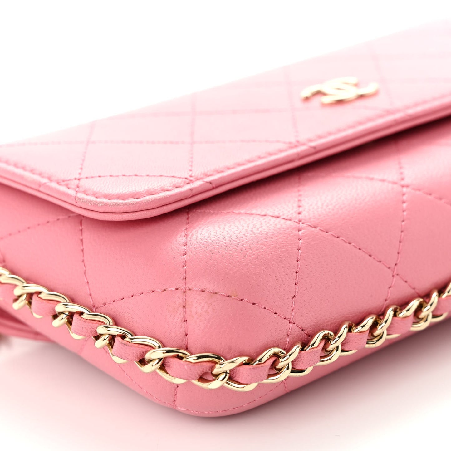 Lambskin Quilted Chain Around Clutch On Chain Pink