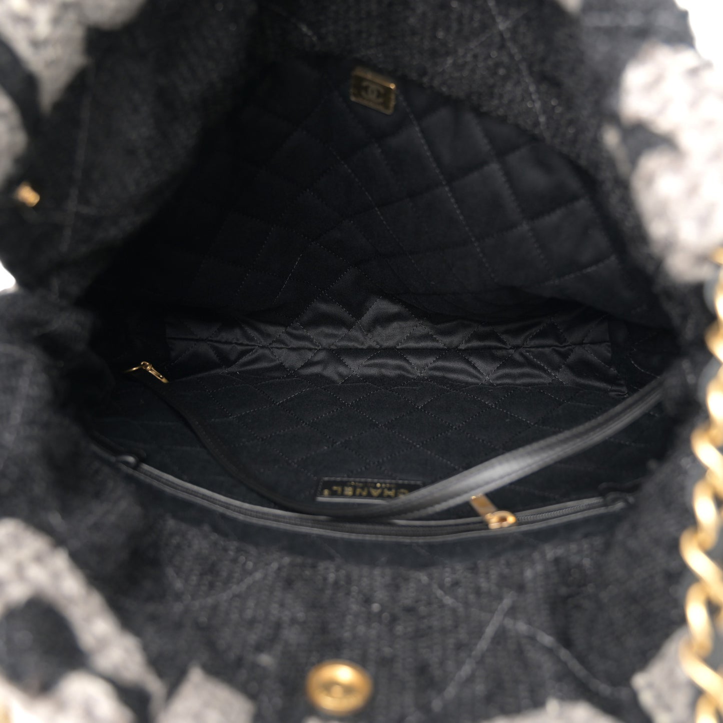 Wool Tweed Quilted Chanel 22 Grey Black