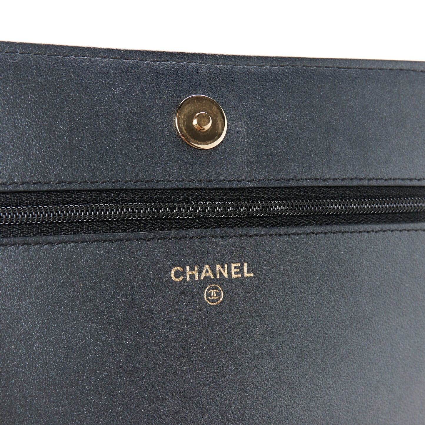 Iridescent Lambskin Quilted Pearl Wallet On Chain WOC Black