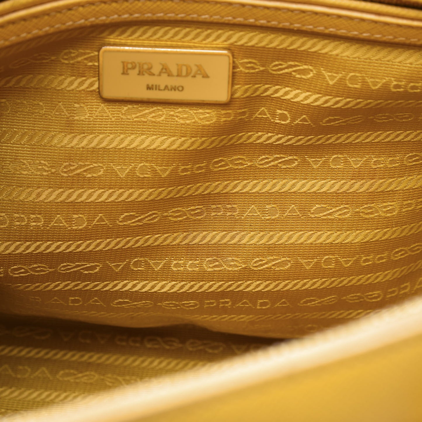 Saffiano Small Galleria Double Zip Tote Mimosa