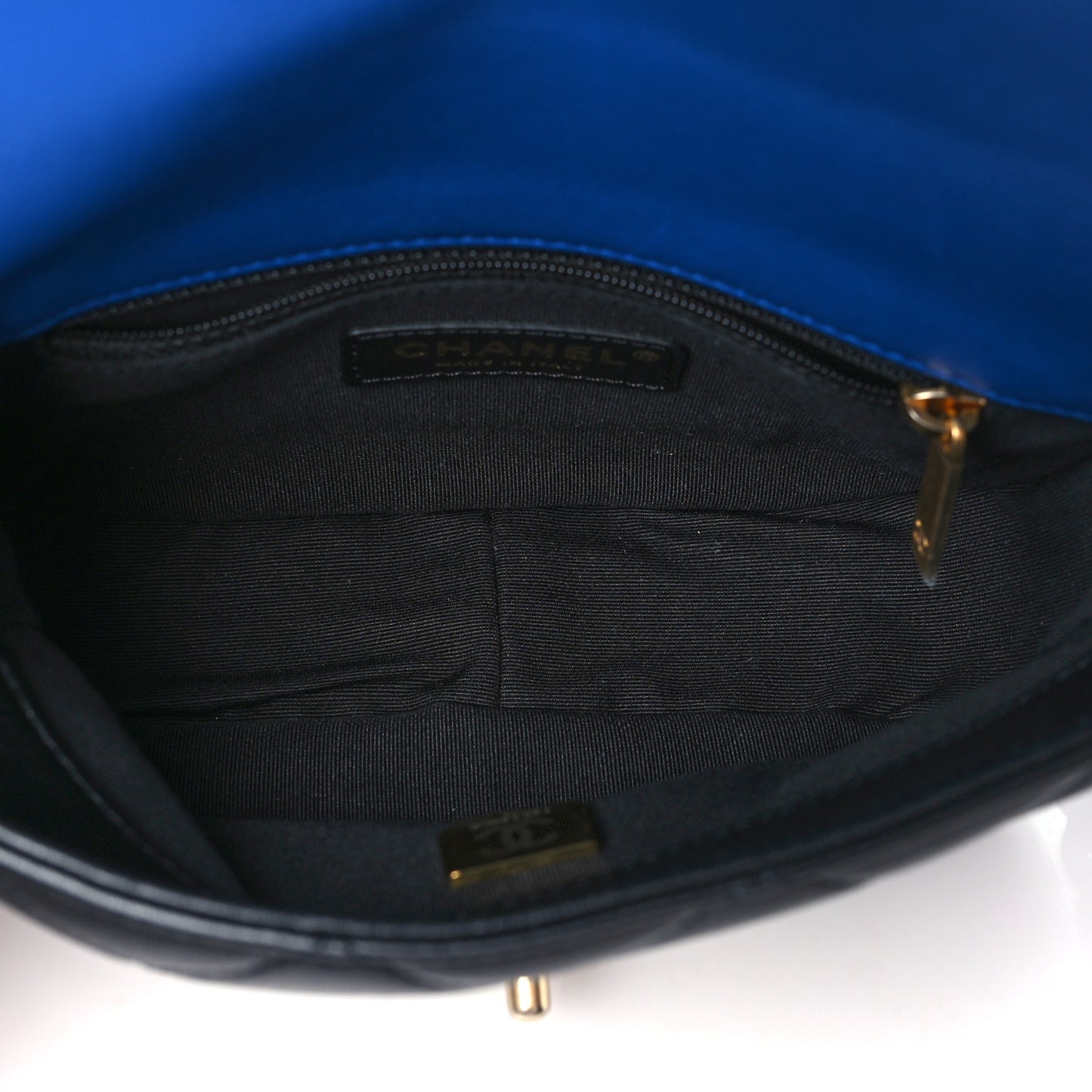 Lambskin Quilted Messenger Flap Blue Silver Black