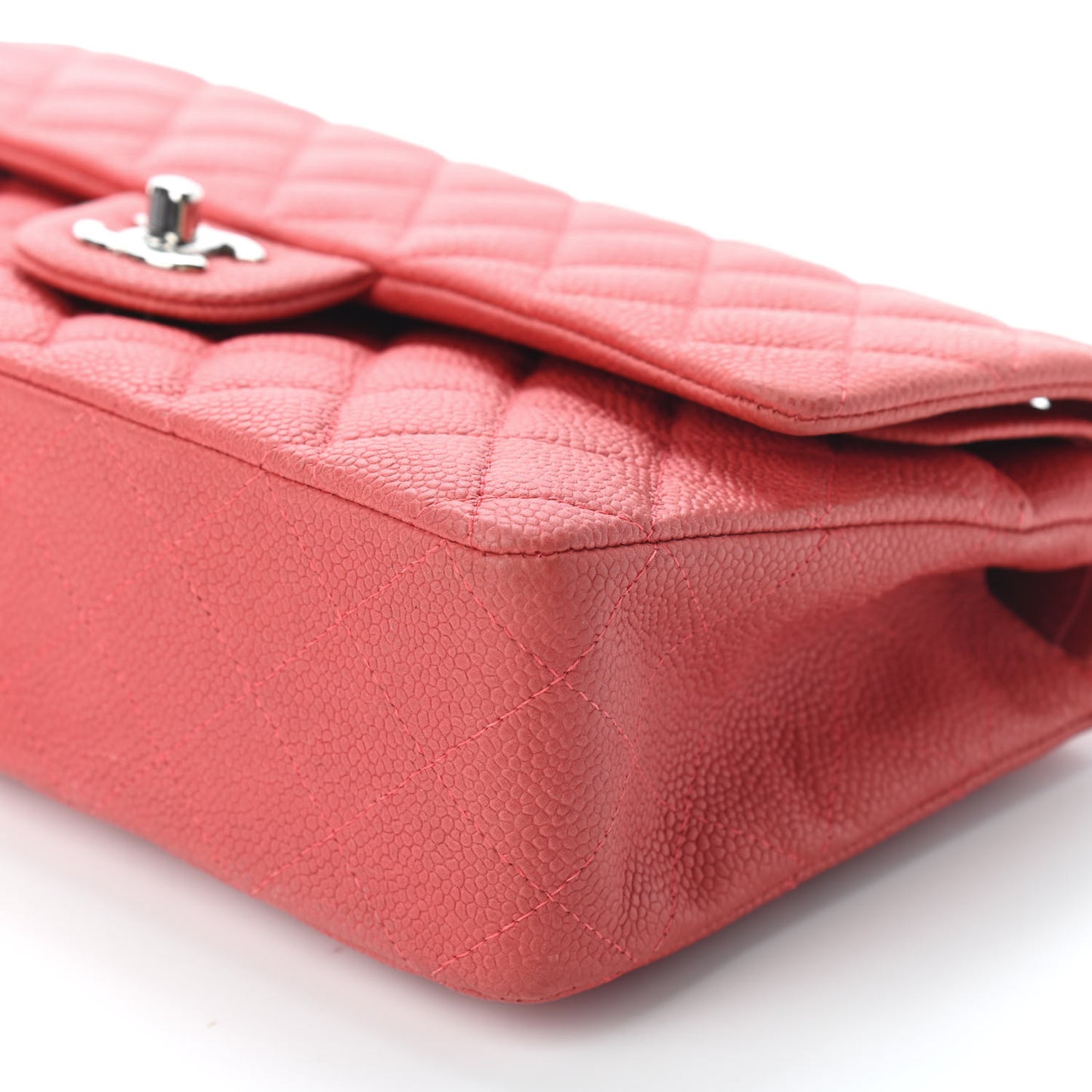 Iridescent Caviar Quilted Medium Double Flap Dark Pink