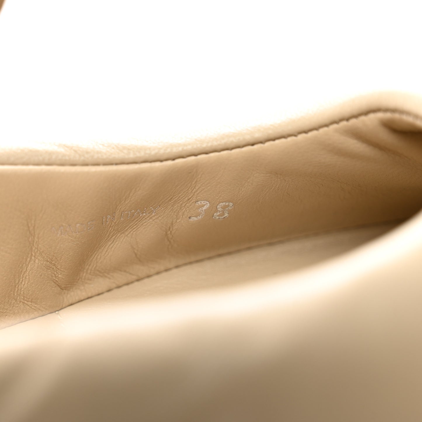 Nappa Soft Padded Triangle Ballet Flats 38 Deserto