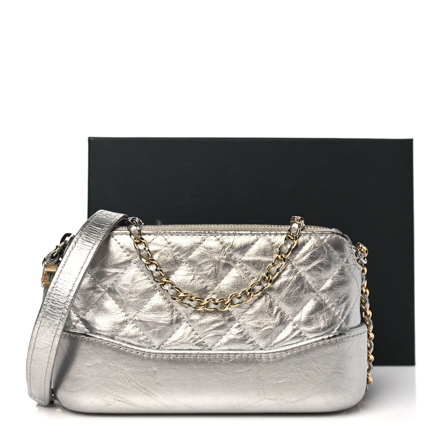 Metallic Lambskin Calfskin Quilted Small Gabrielle Clutch With Chain Silver