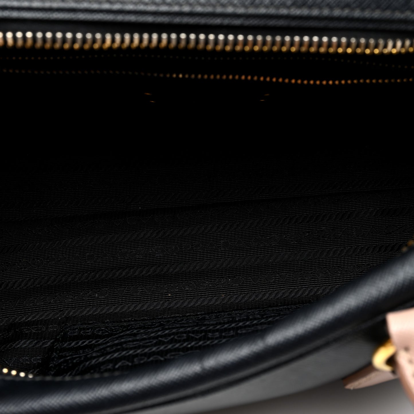 Saffiano Lux Bauletto Black Cammeo