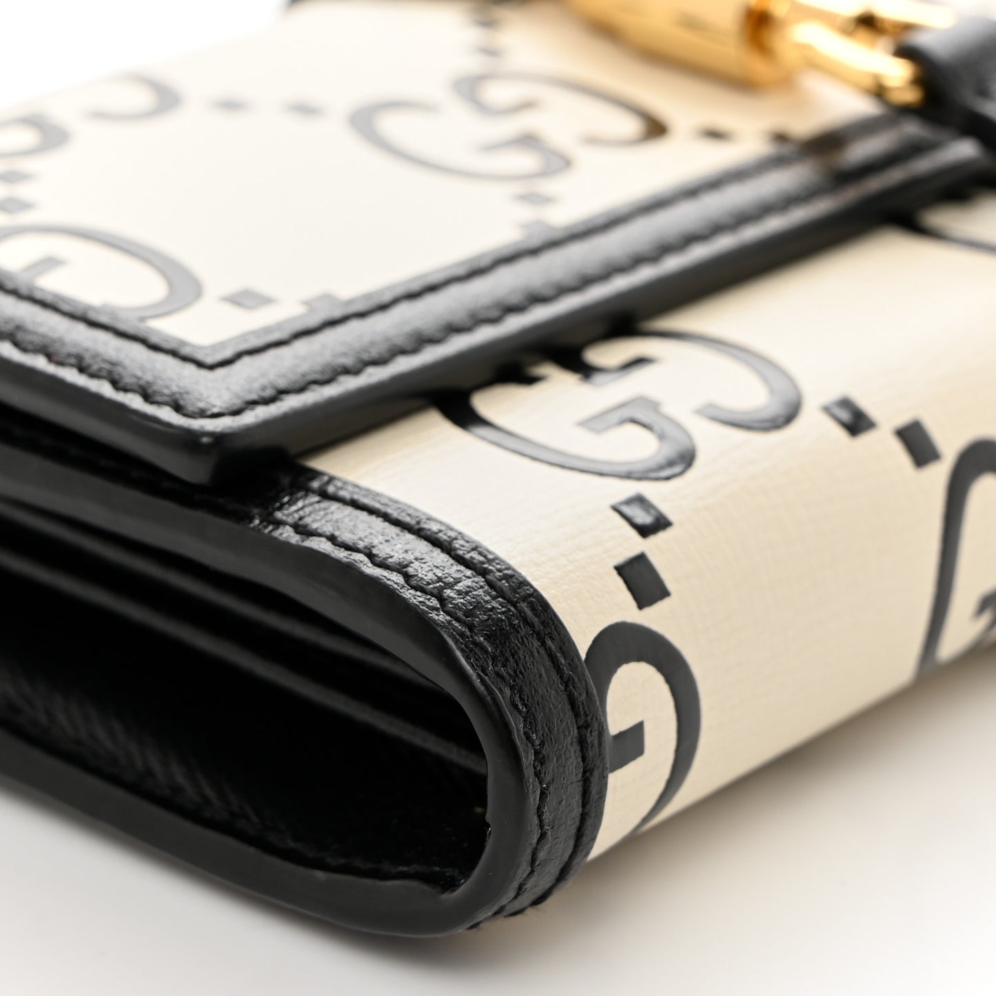 Azalea Calfskin GG Monogram Bi-Color Debossed Jackie 1961 Chain Wallet Mystic White Black