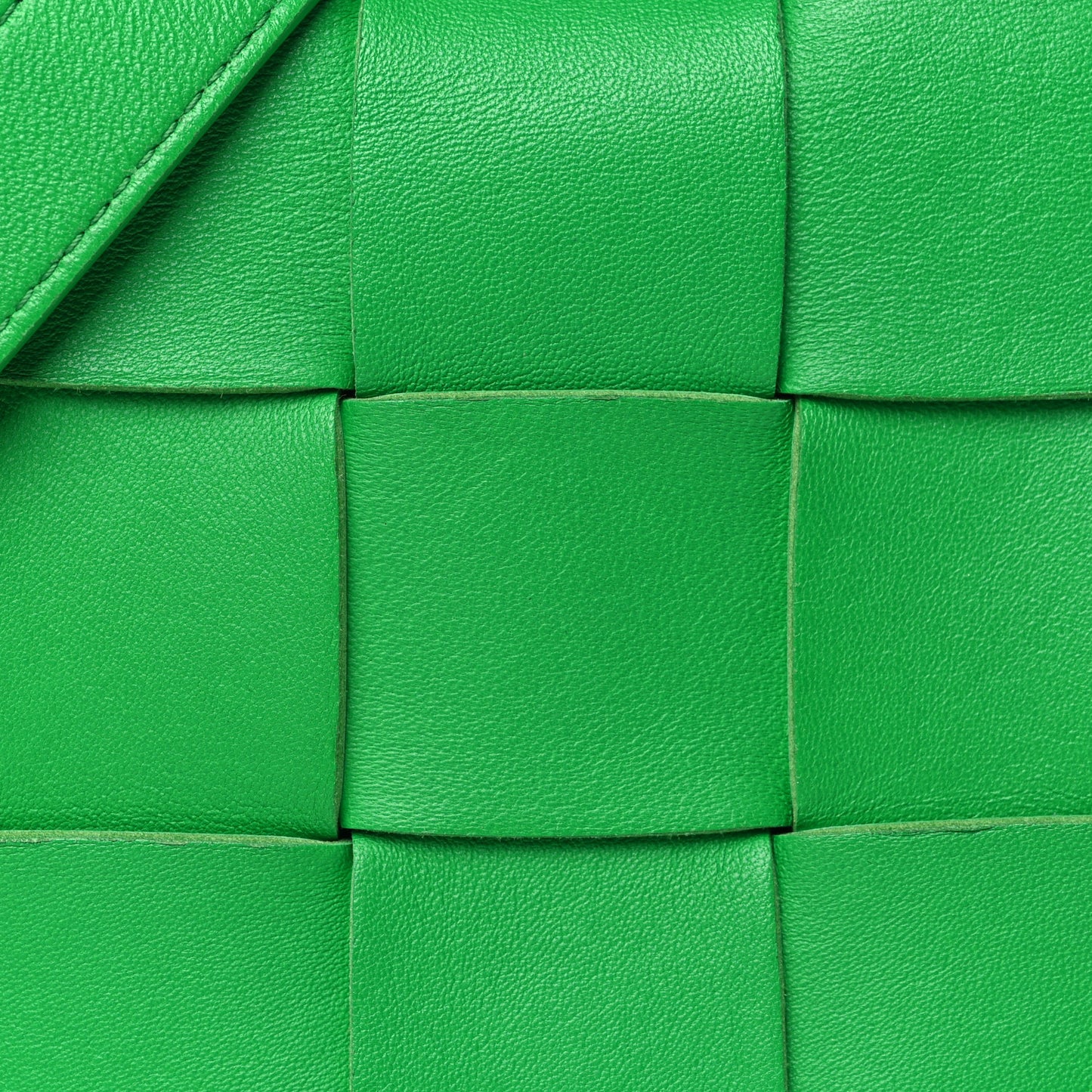 Lambskin Maxi Intrecciato Cassette Crossbody Bag Parakeet