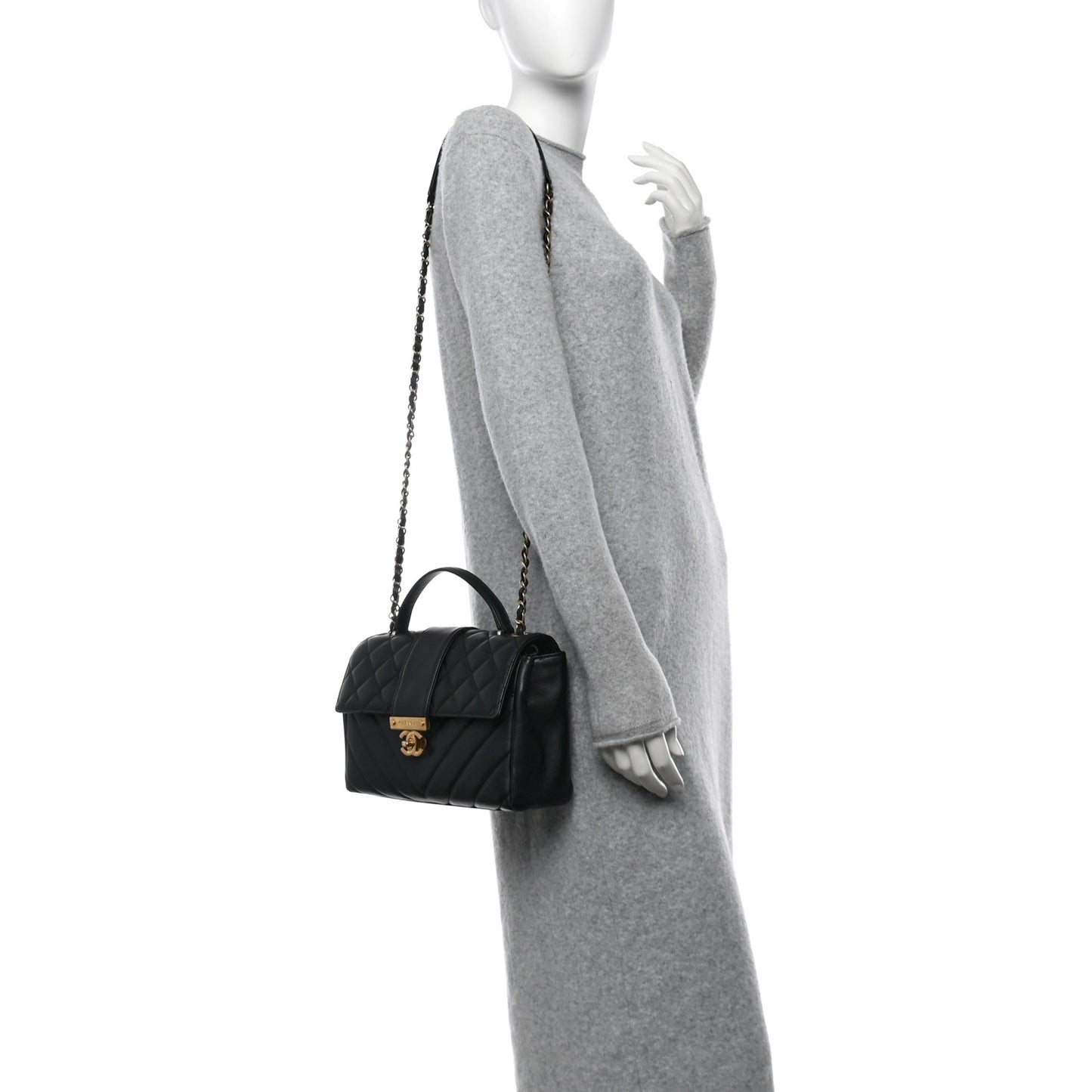 Calfskin Quilted Chevron In The City Bag Black