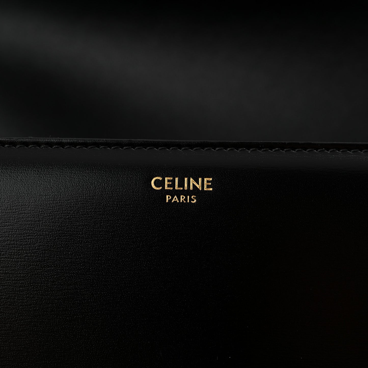 Shiny Calfskin Medium Triomphe Black