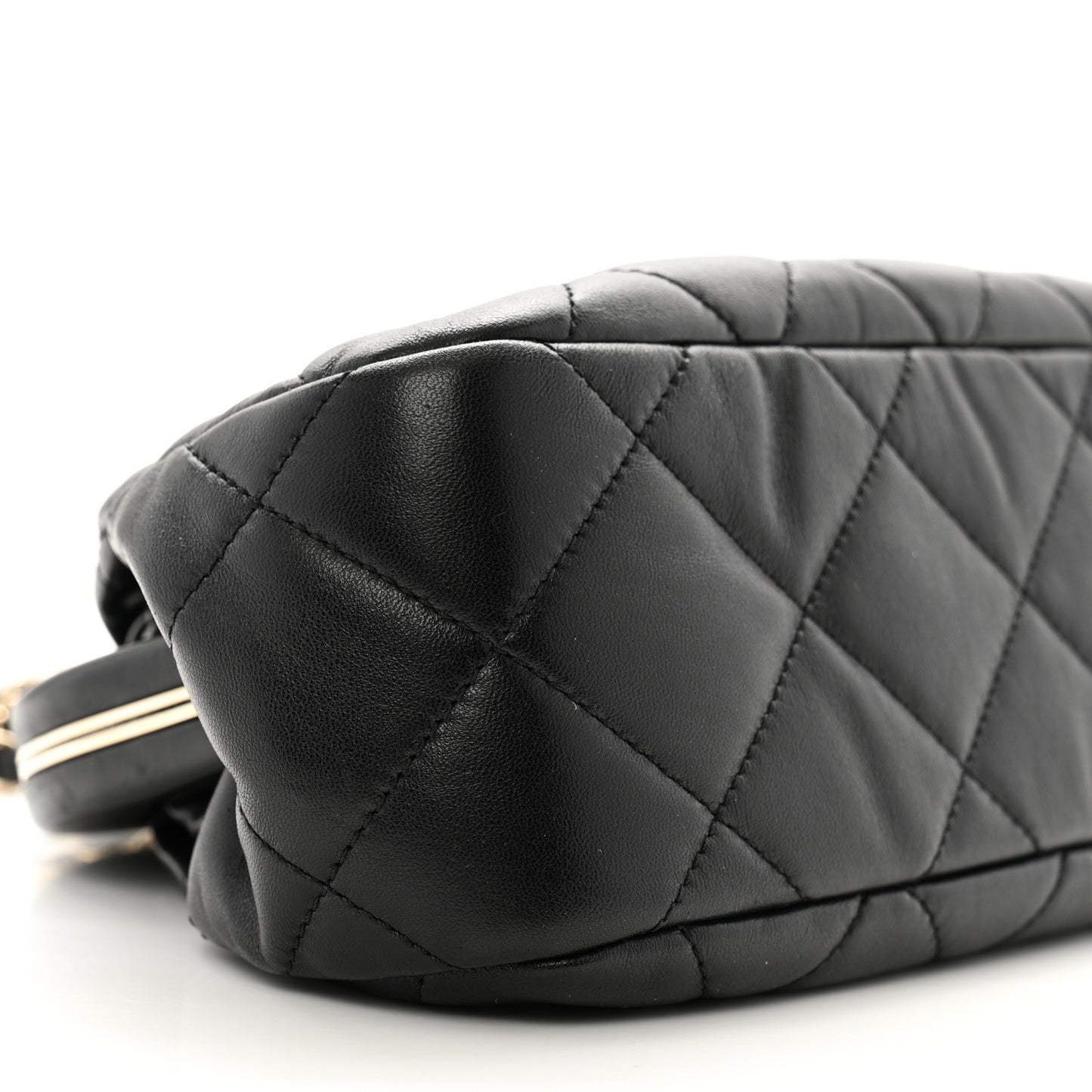 Lambskin Quilted CC Kisslock Clutch Black