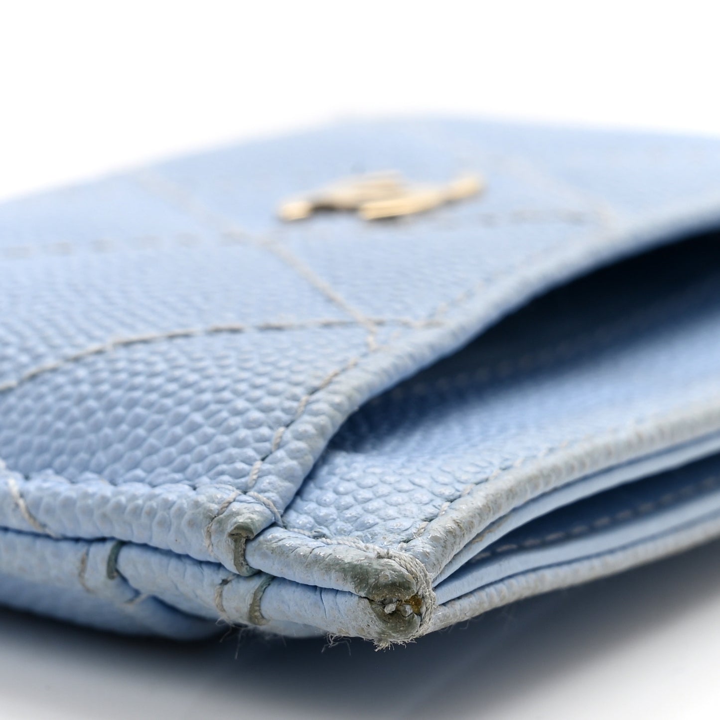 Caviar Quilted Card Holder Light Blue