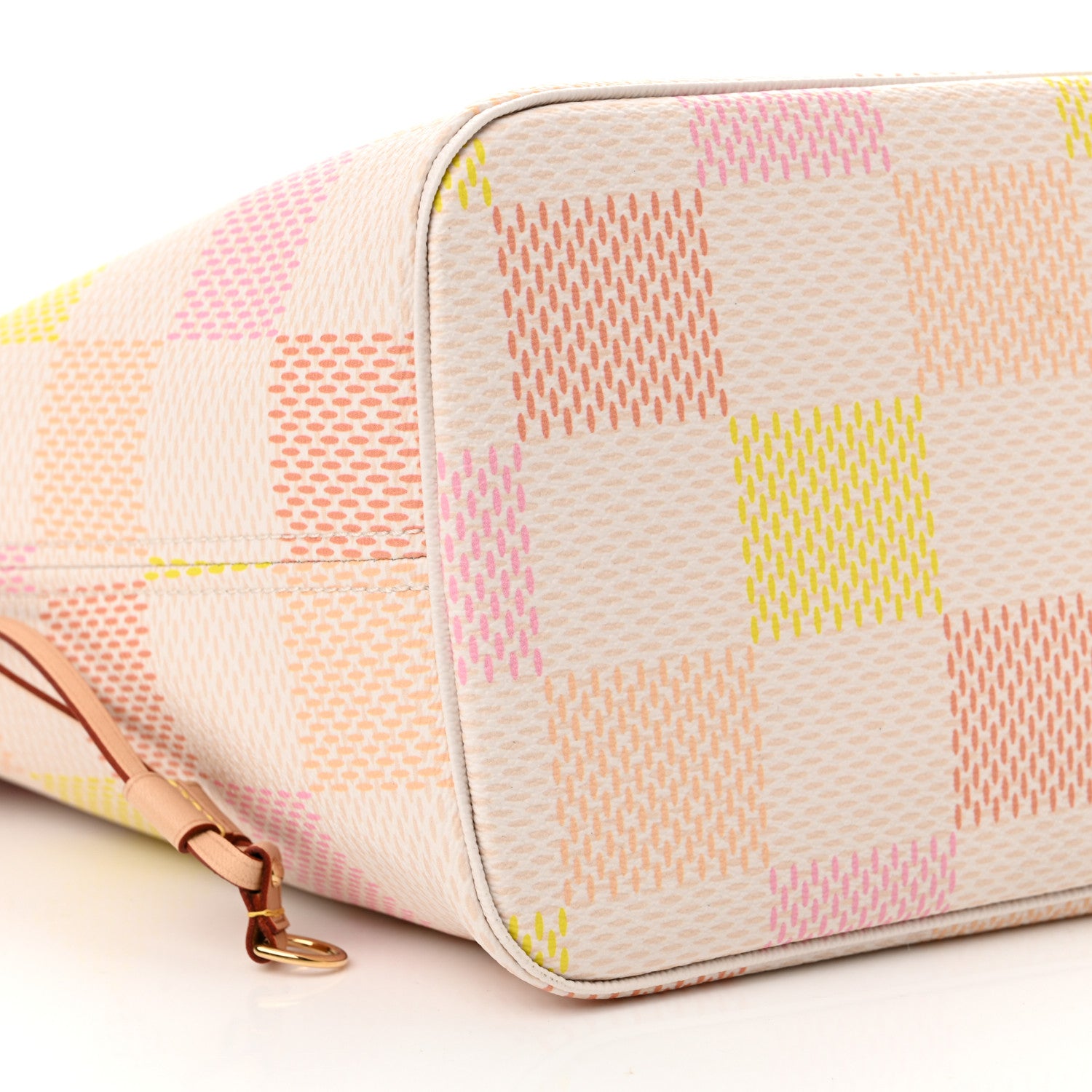 Louis Vuitton Damier Giant Neverfull MM Peach 9 of 12