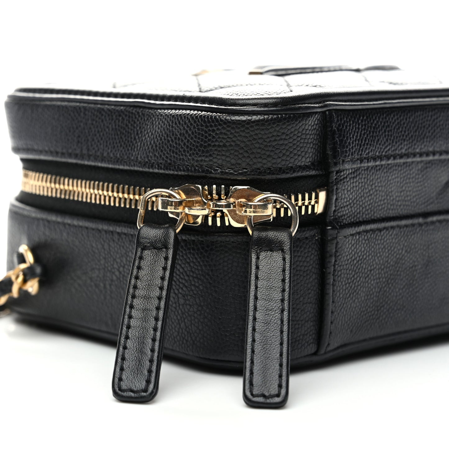 Caviar Quilted Small CC Filigree Vanity Case Black