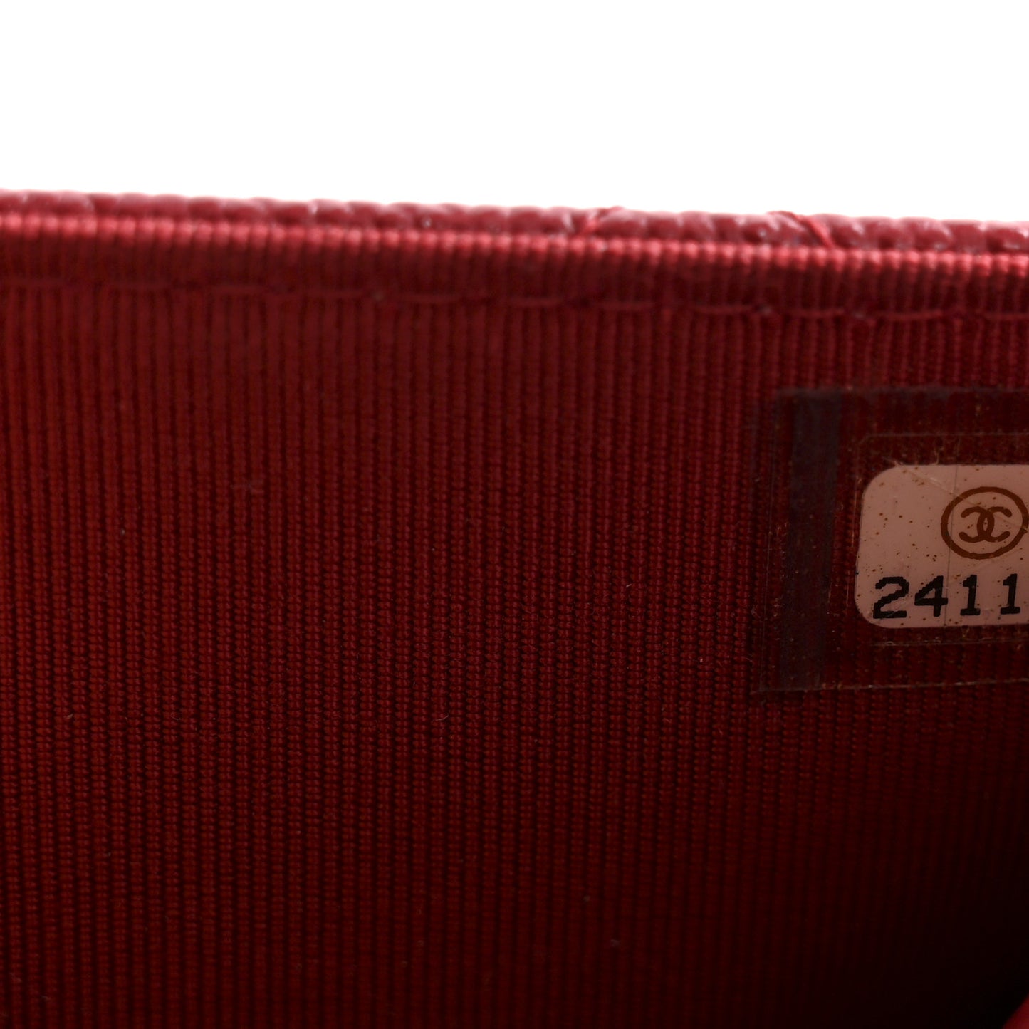 Caviar Quilted Wallet on Chain WOC Red