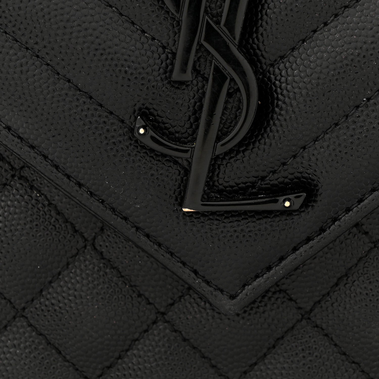Saint Laurent Grain De Poudre Textured Mixed Matelasse Large Triquilt Monogram Monochrome Satchel Black 12 of 13