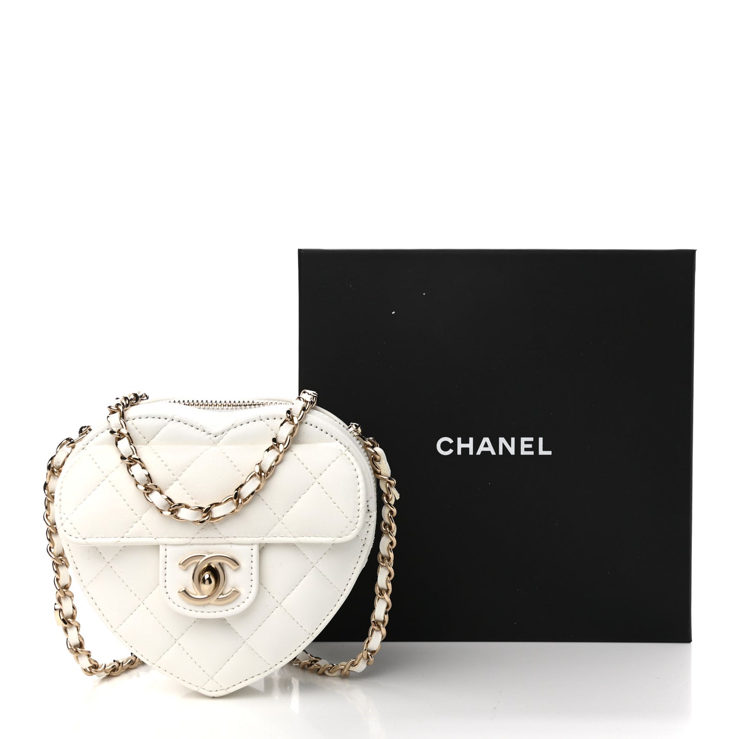 Lambskin Quilted CC In Love Heart Clutch With Chain White