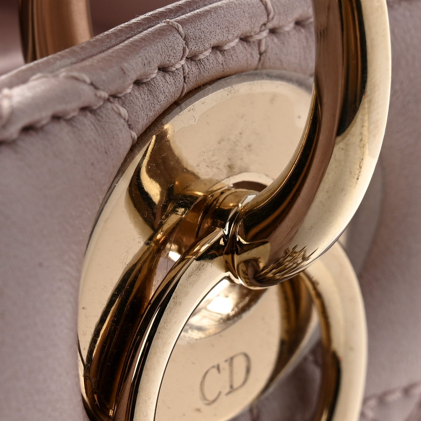 Pearly Lambskin Cannage Medium Lady Dior Lotus