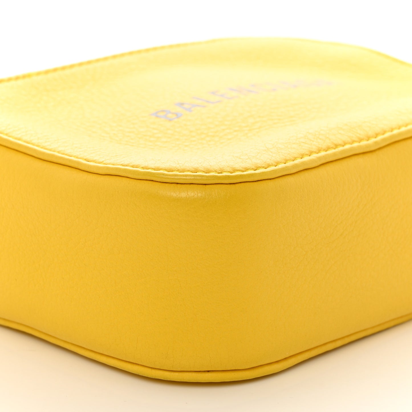 Smooth Calfskin Logo XS Everyday Camera Bag Jaune Soleil Black