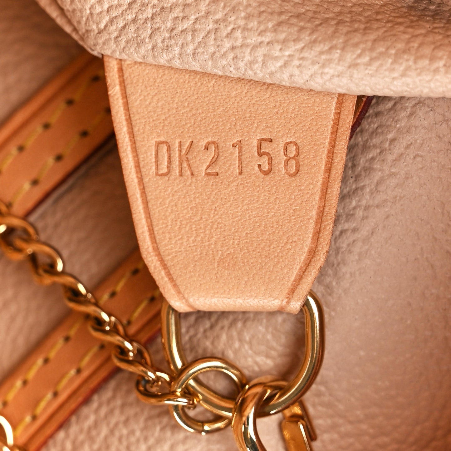 Monogram Petit Bucket 23