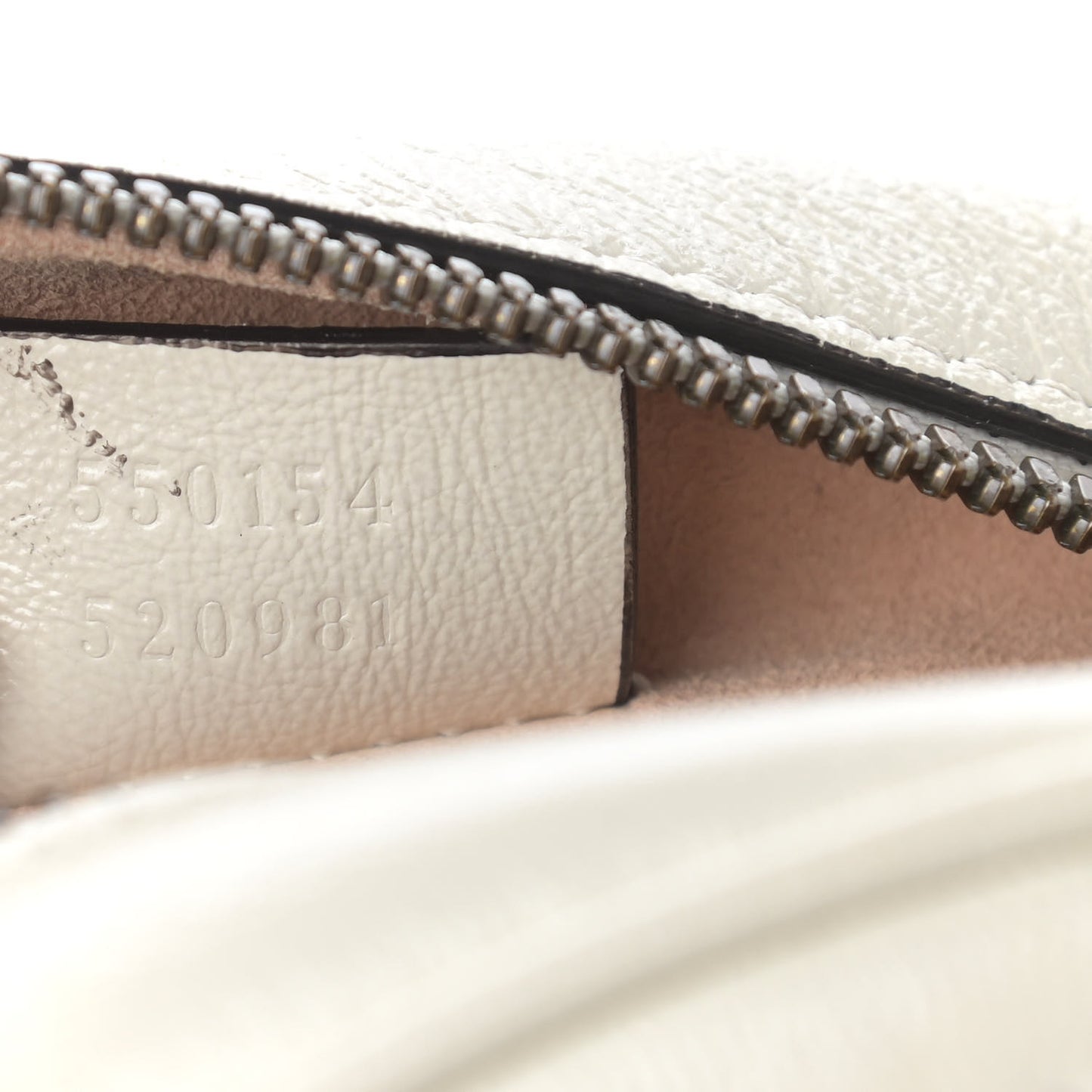 Calfskin Matelasse Mini GG Marmont Round Shoulder Bag White