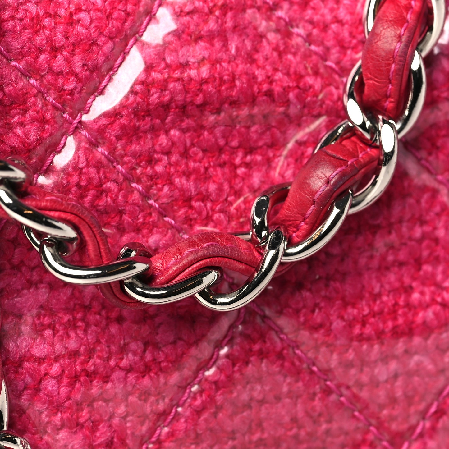 Vinyl Quilted Funny Tweed Tote Fuchsia