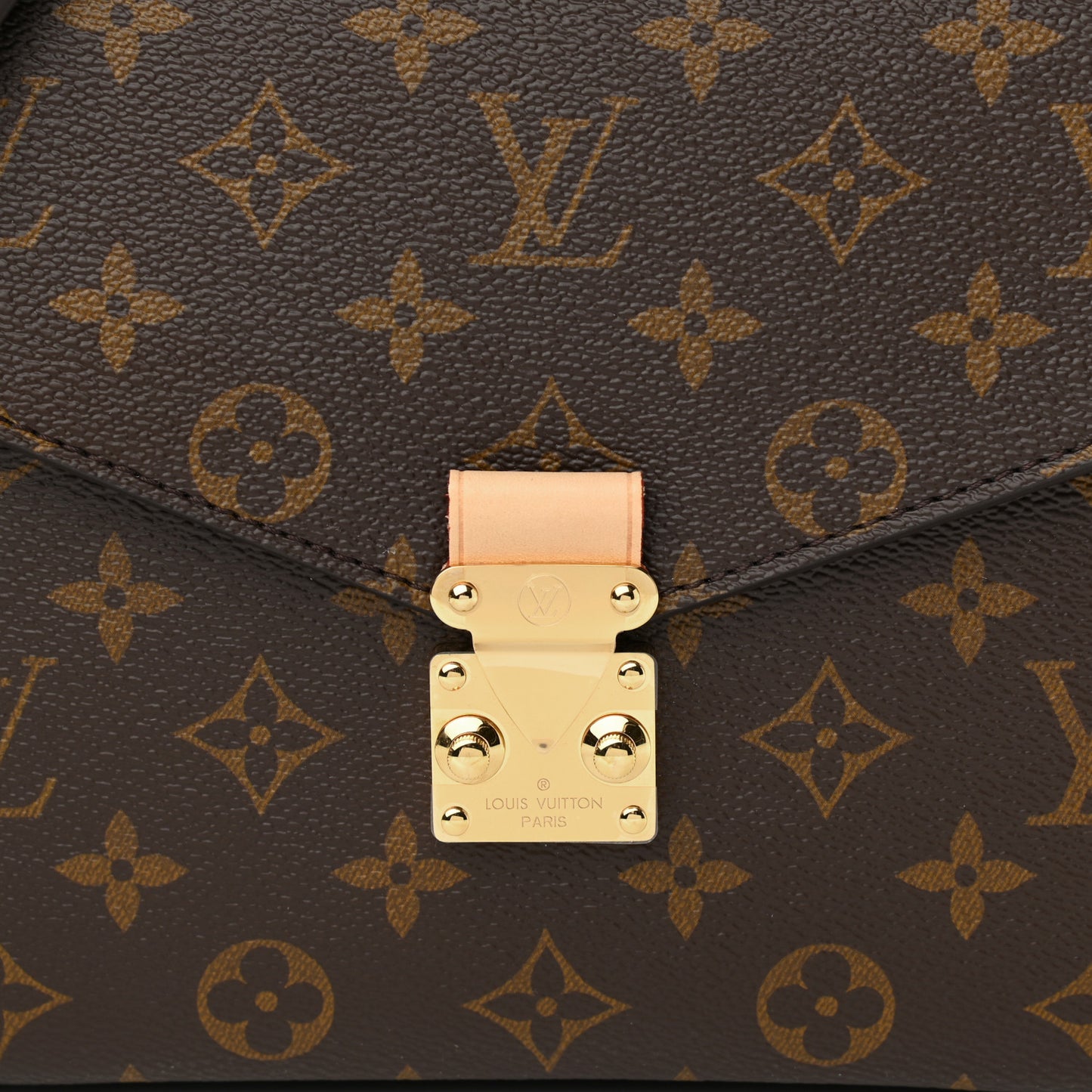 Monogram Pochette Metis