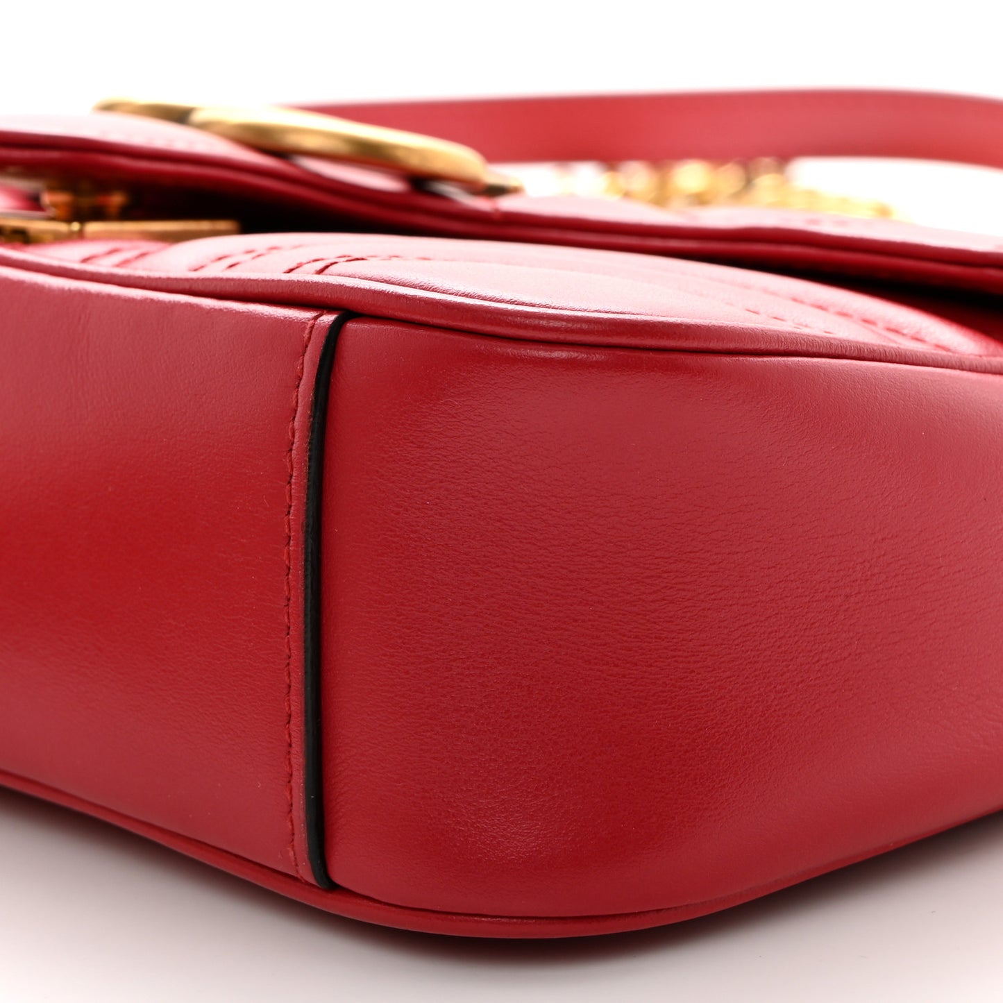 Calfskin Matelasse Mini GG Marmont Shoulder Bag Hibiscus Red