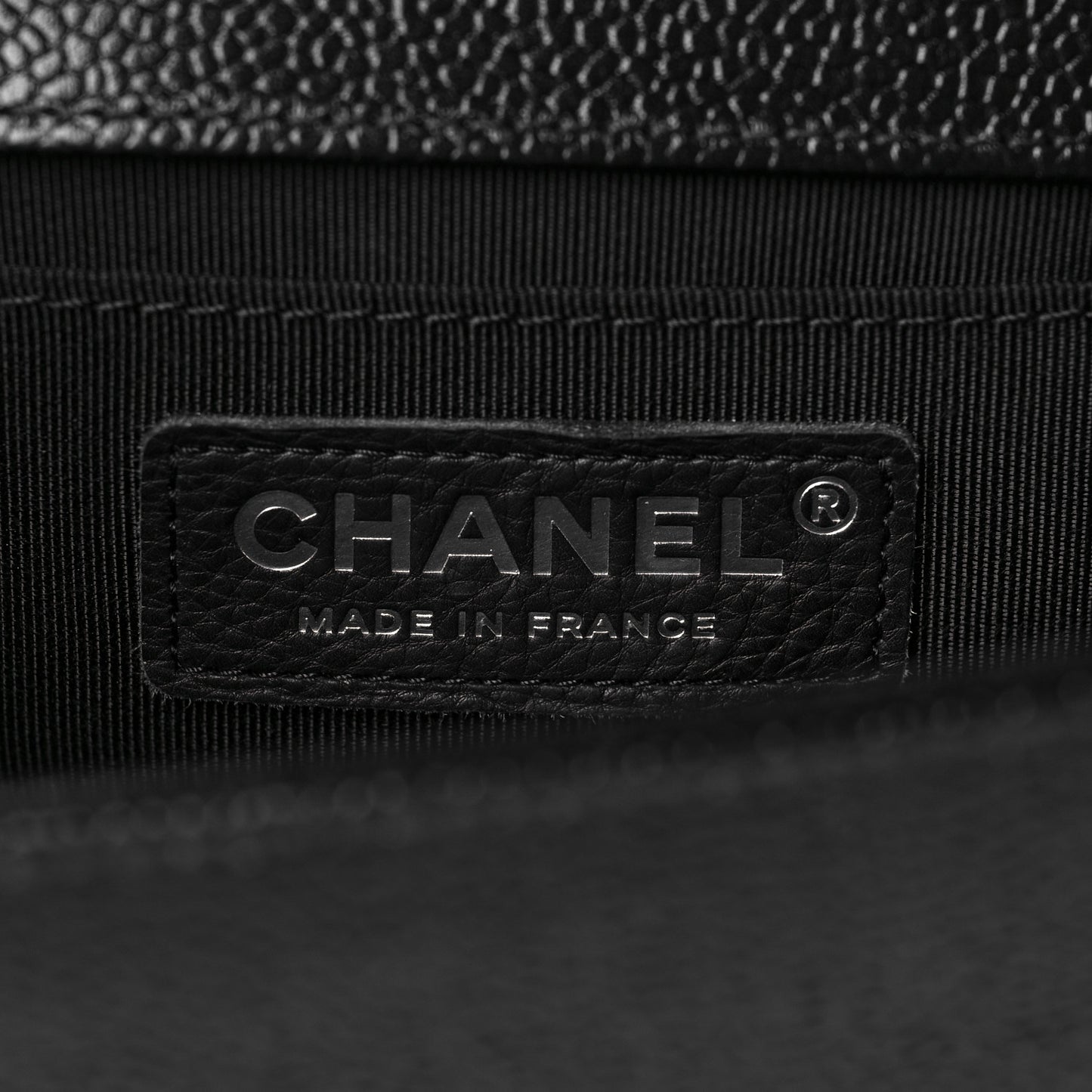 Caviar Chevron Quilted Small Boy Flap Black