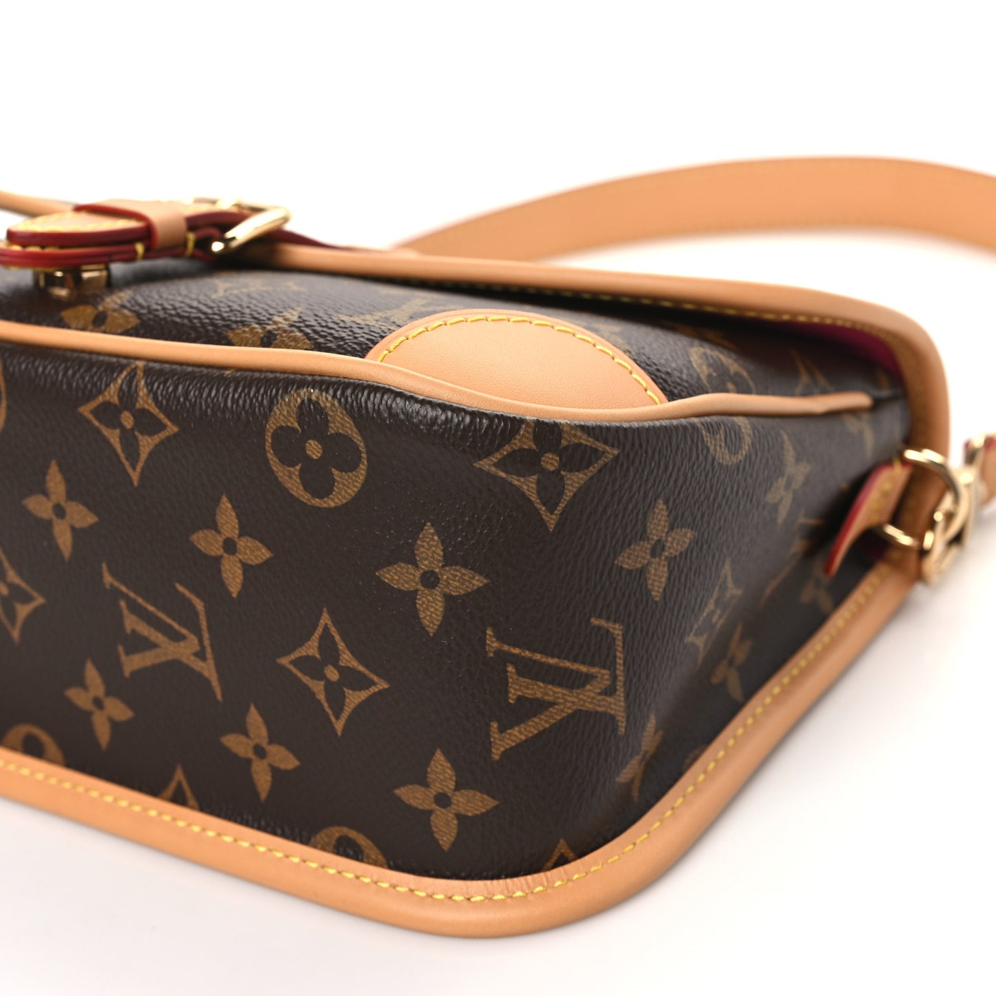 Monogram Diane Fuchsia