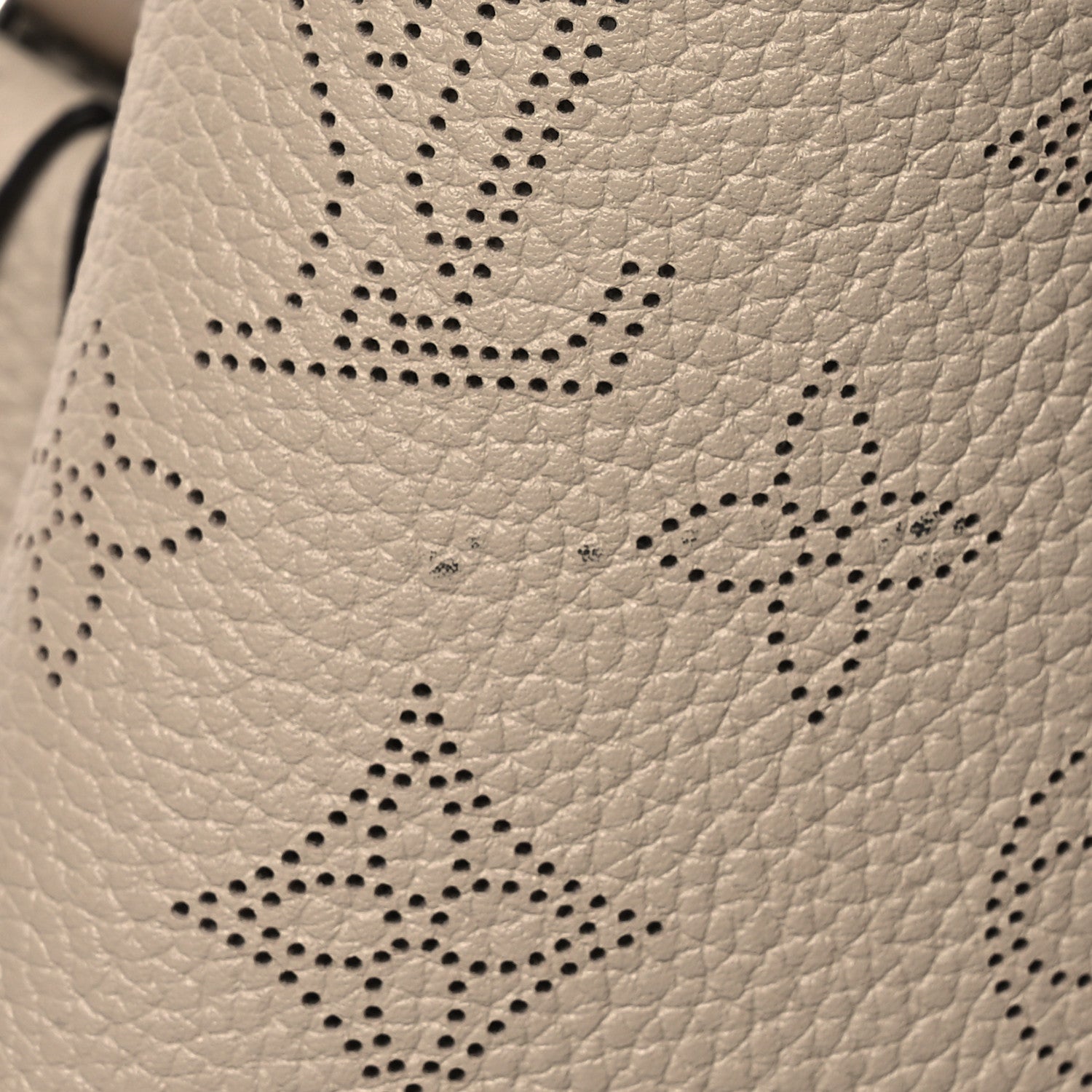 Louis Vuitton Mahina Muria Galet 12 of 13