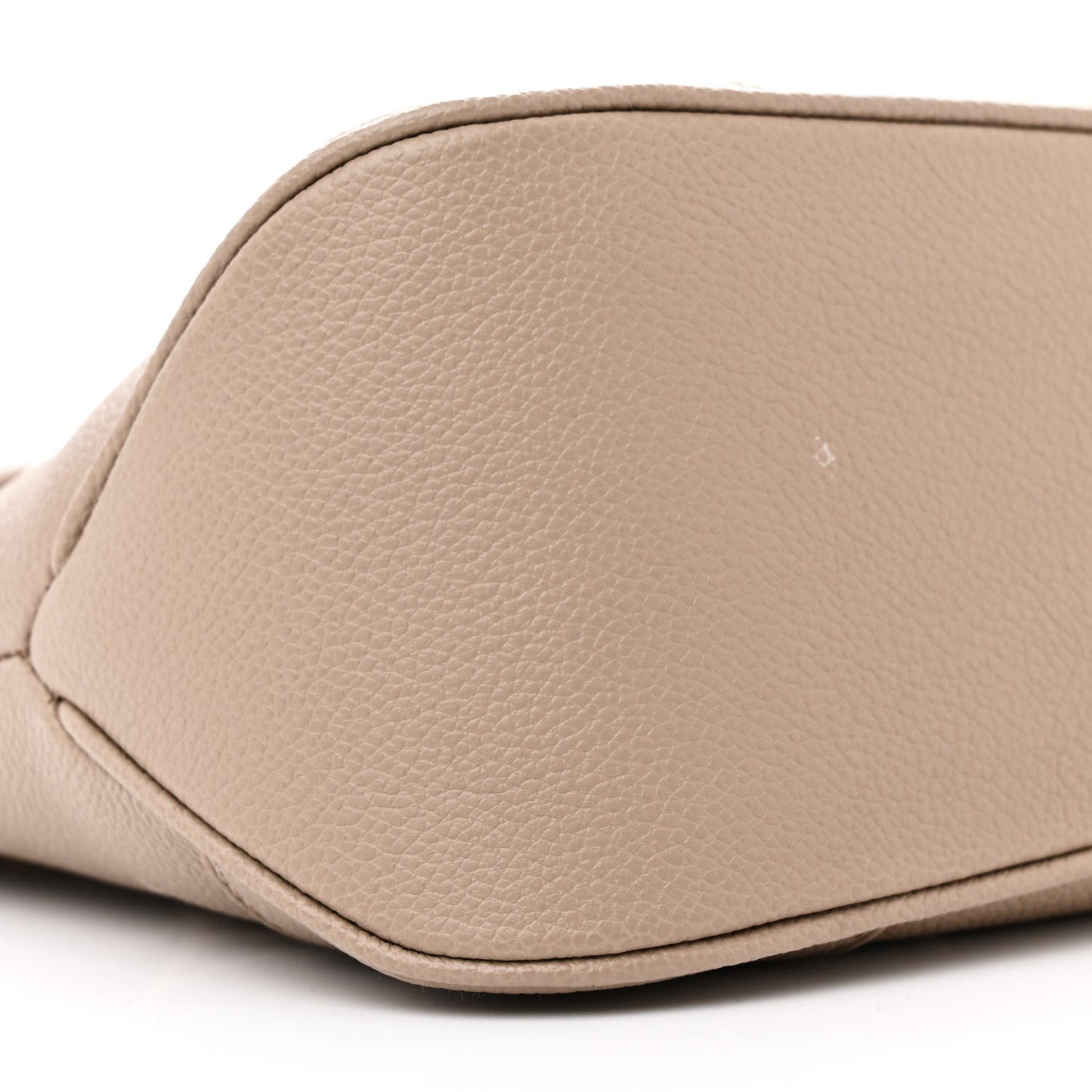 Empreinte Monogram Giant Boulogne NM Dove Cream