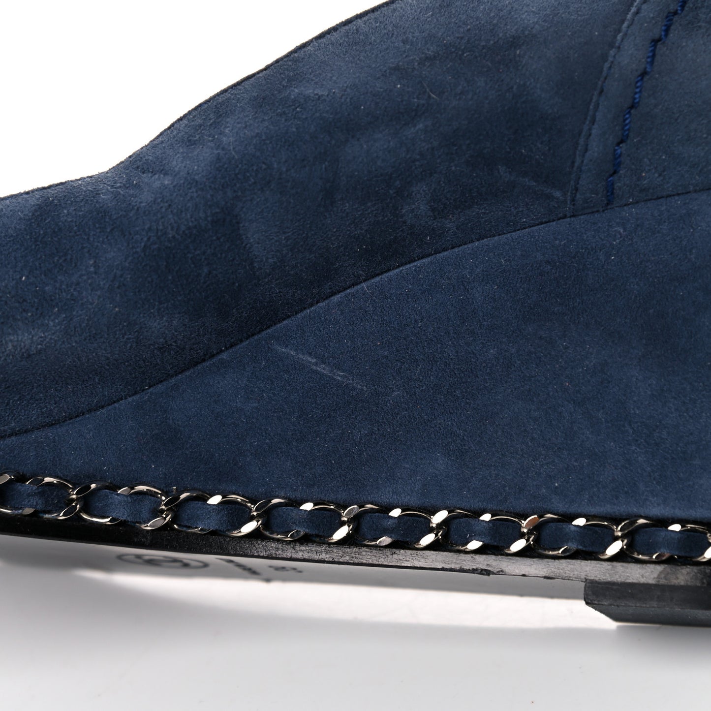 Suede Lambskin Cap Toe Chain Wedge Pumps 39 Blue