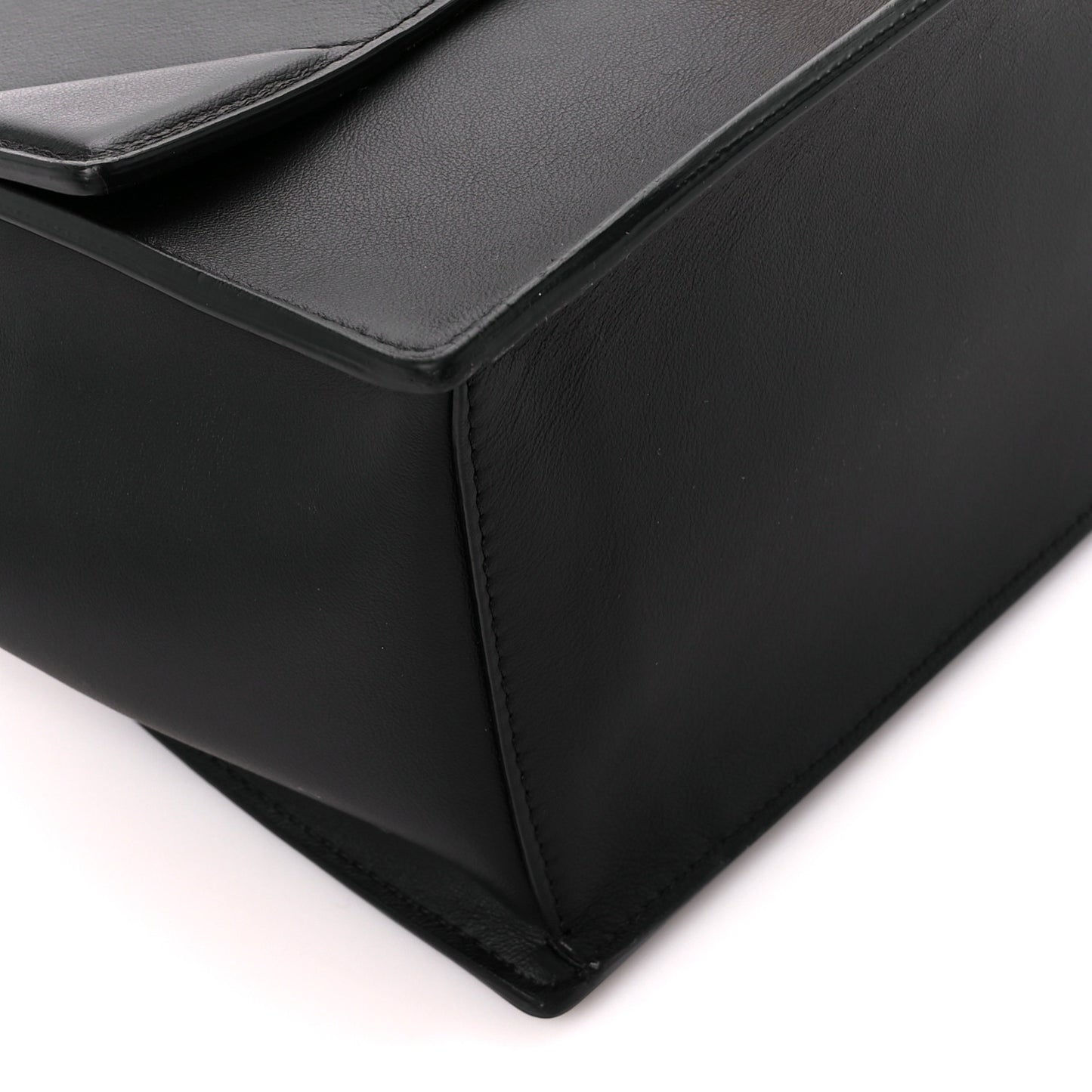 Vitello Grace Matte Kan U Shoulder Bag Black