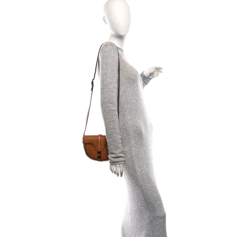 Natural Calfskin Besace Small 16 Tan