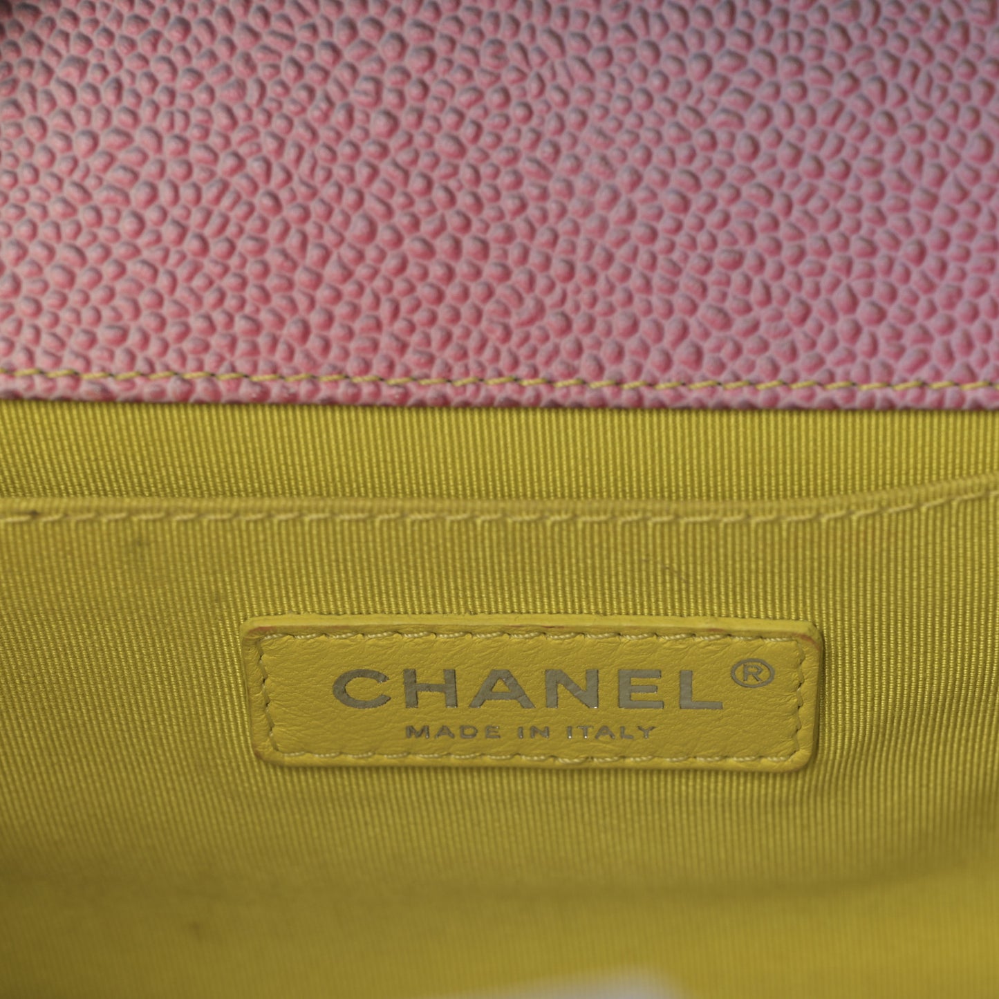 Caviar Quilted Medium Cuba Rainbow Boy Flap Multicolor