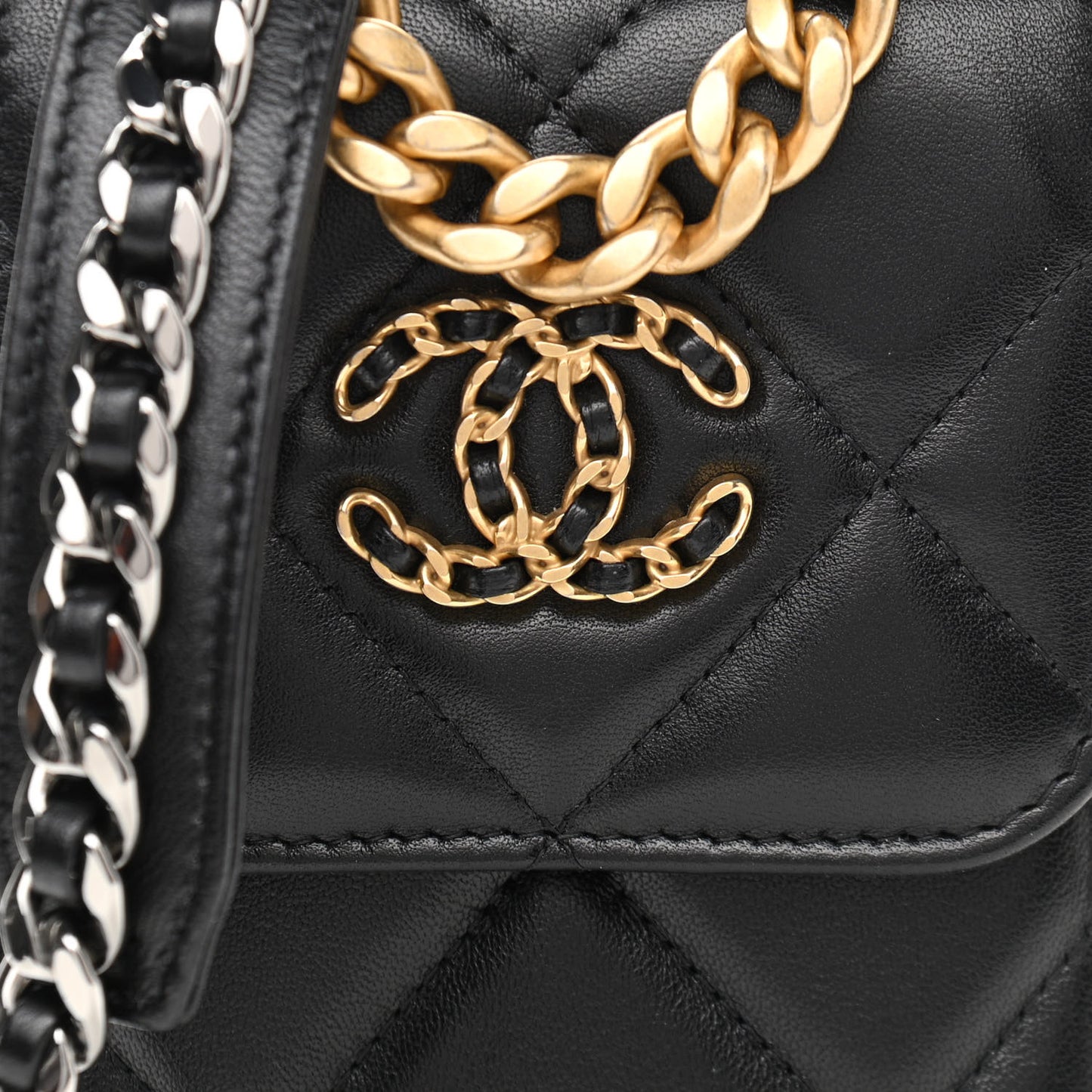 Lambskin Quilted Chanel 19 Phone Holder With Chain Black