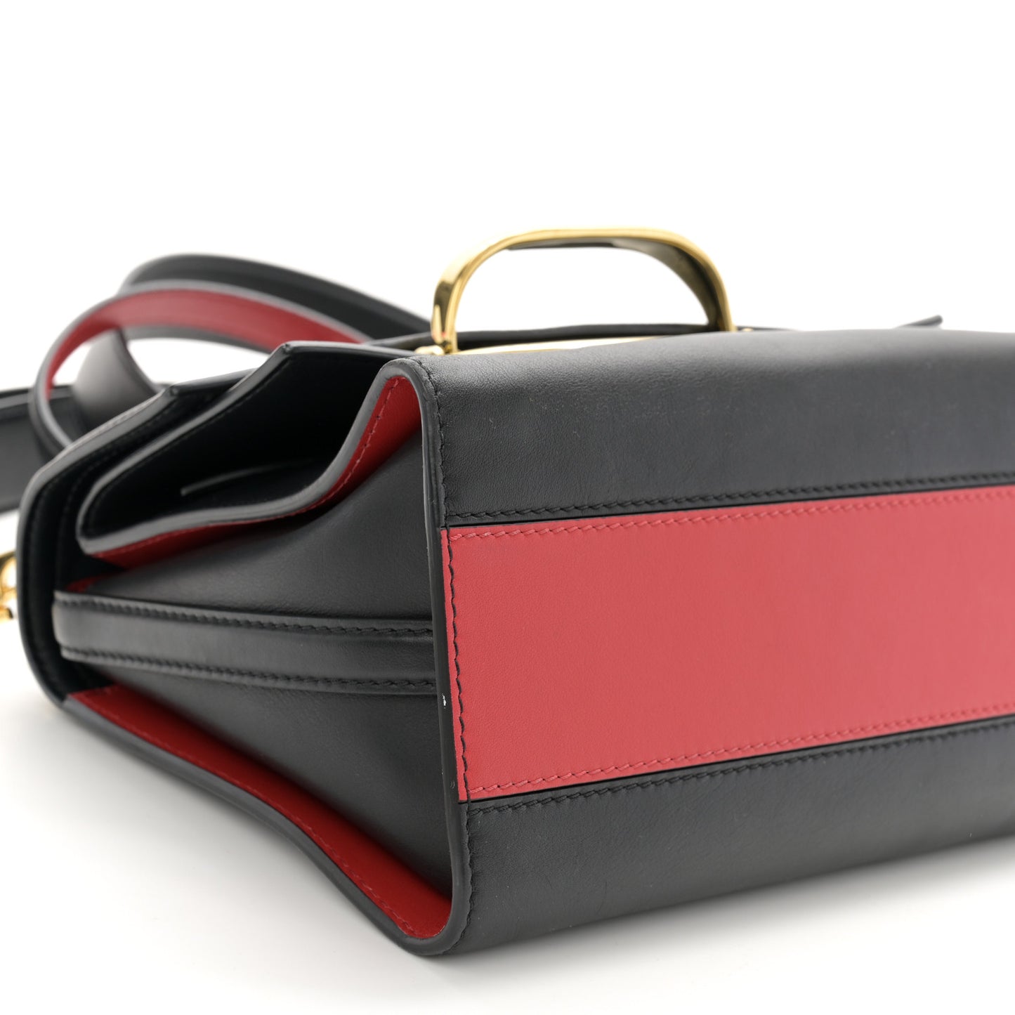 Calfskin The Small Story Bag Black Red